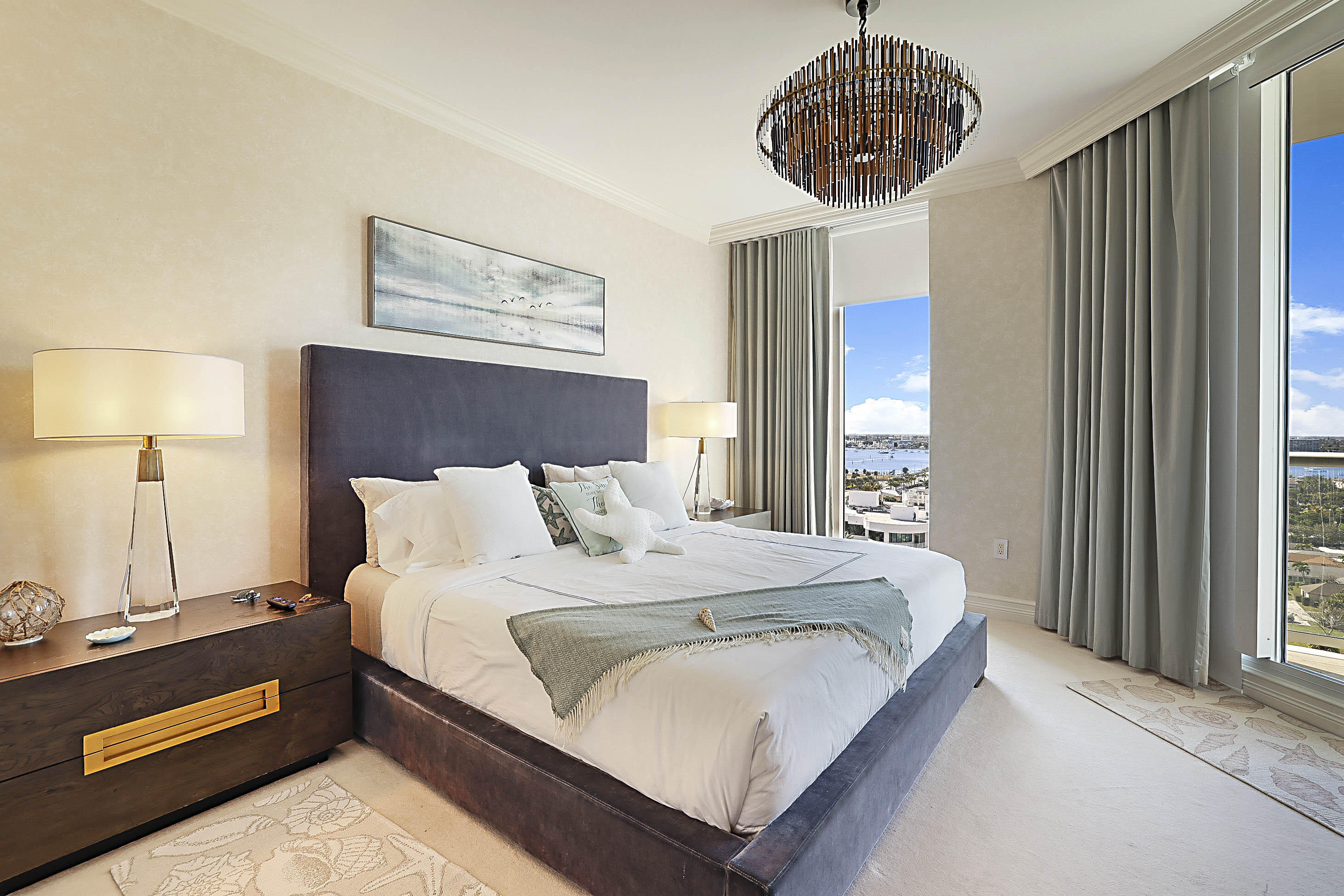 2700 N Ocean #1006b Riviera Beach, FL 33404