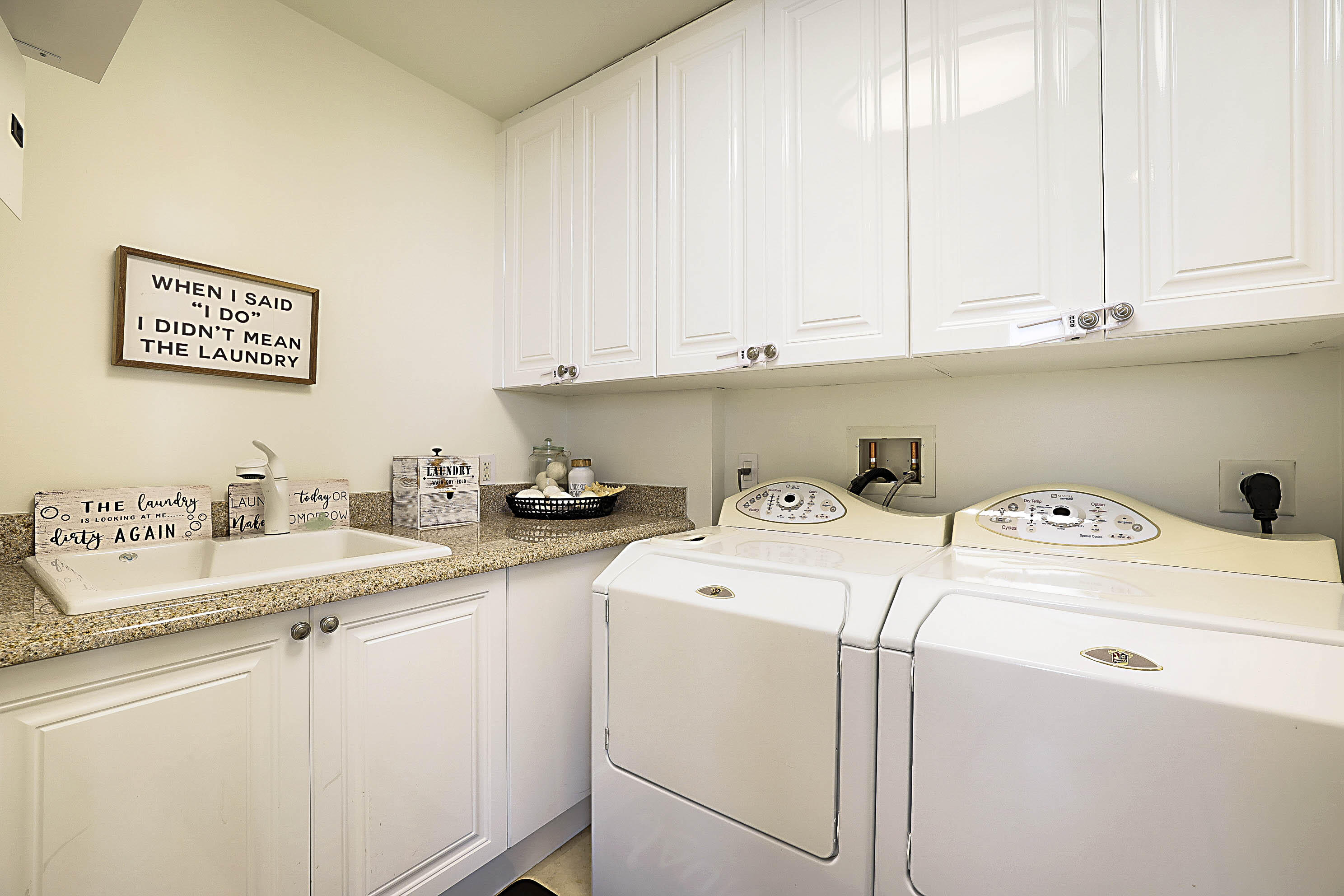 2700 N Ocean #1006b Riviera Beach, FL 33404