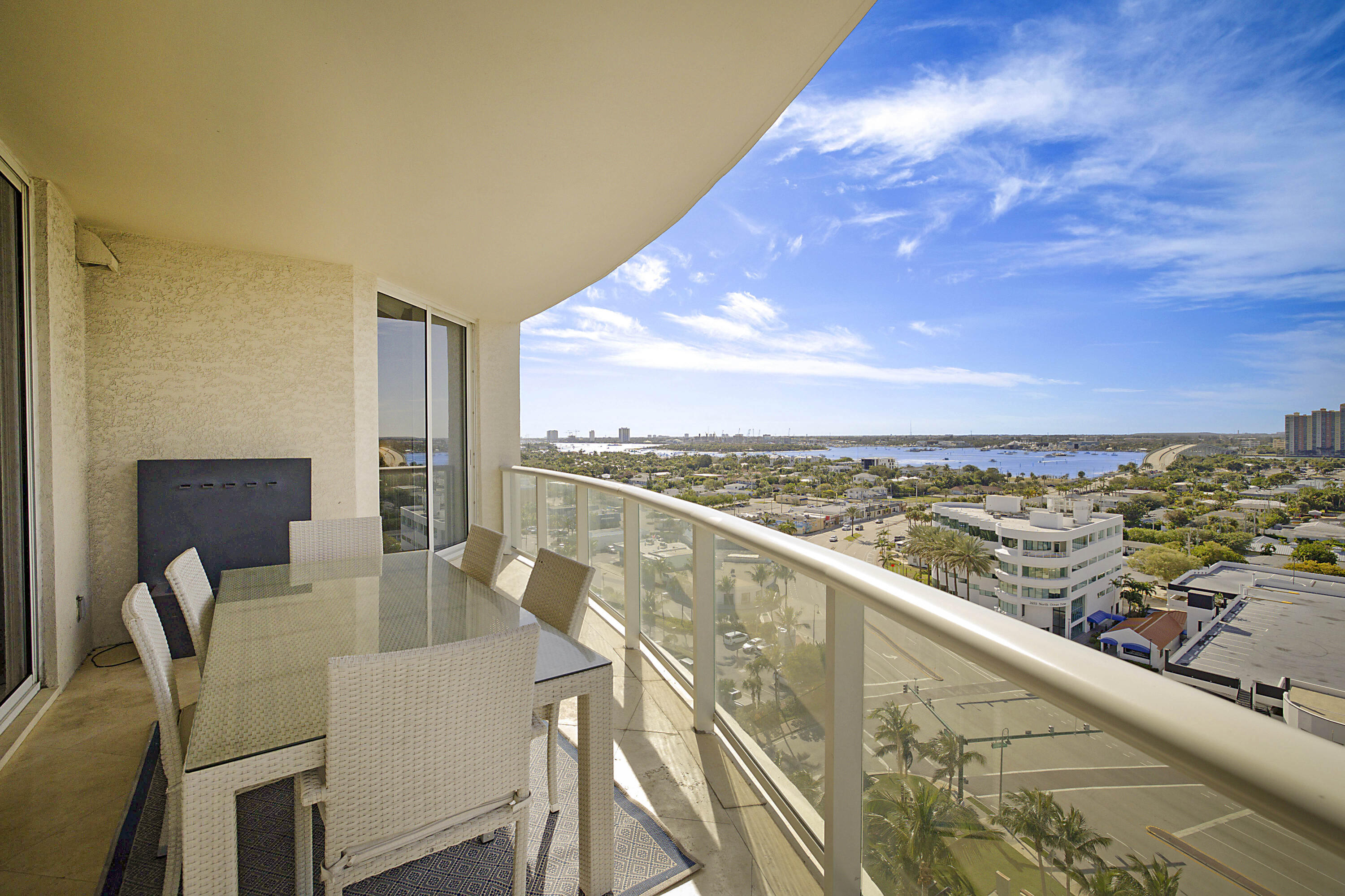2700 N Ocean #1006b Riviera Beach, FL 33404