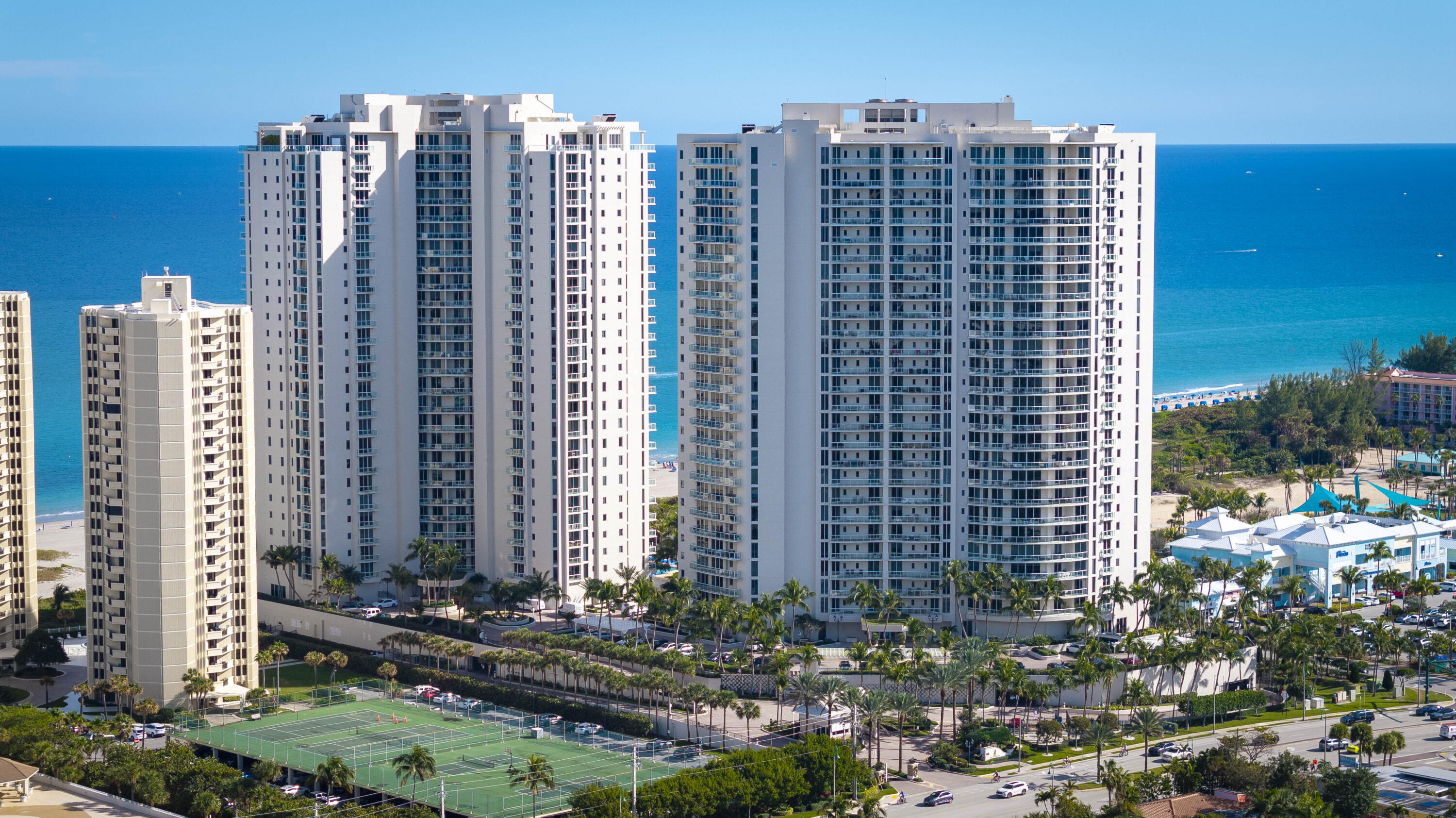 2700 N Ocean #1006b Riviera Beach, FL 33404