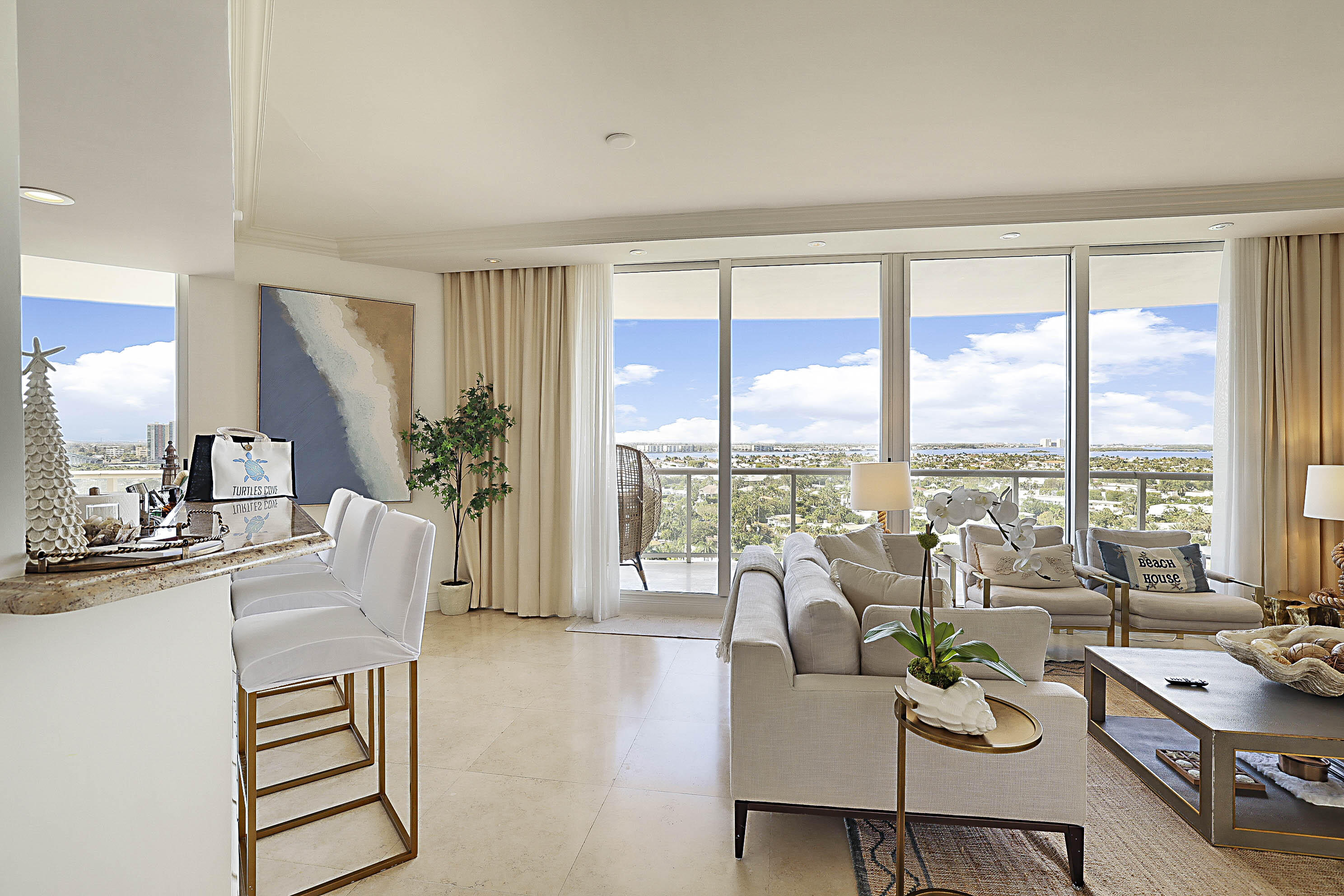 2700 N Ocean #1006b Riviera Beach, FL 33404