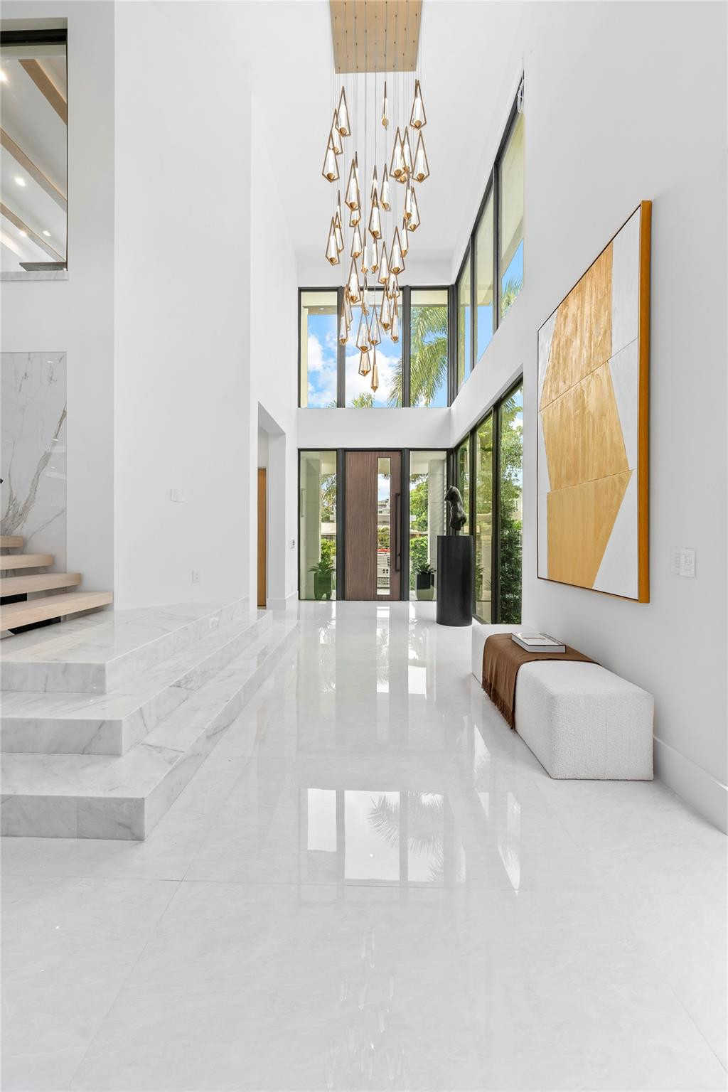 24 Fiesta Fort Lauderdale, FL 33301