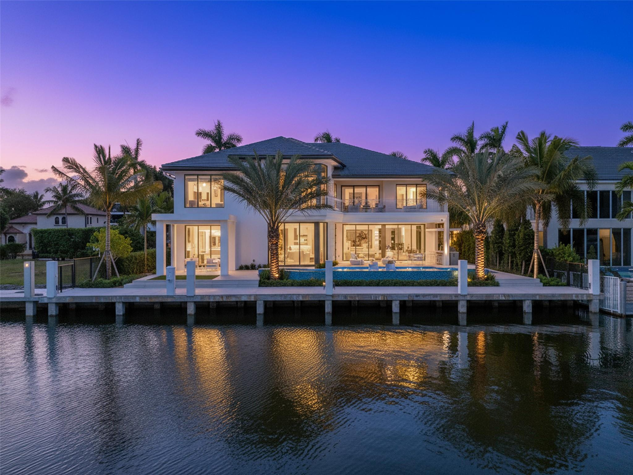 24 Fiesta Fort Lauderdale, FL 33301