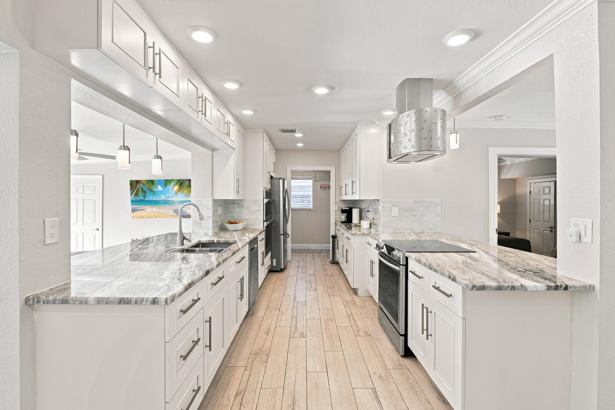 2511 NE 20th Lighthouse Point, FL 33064