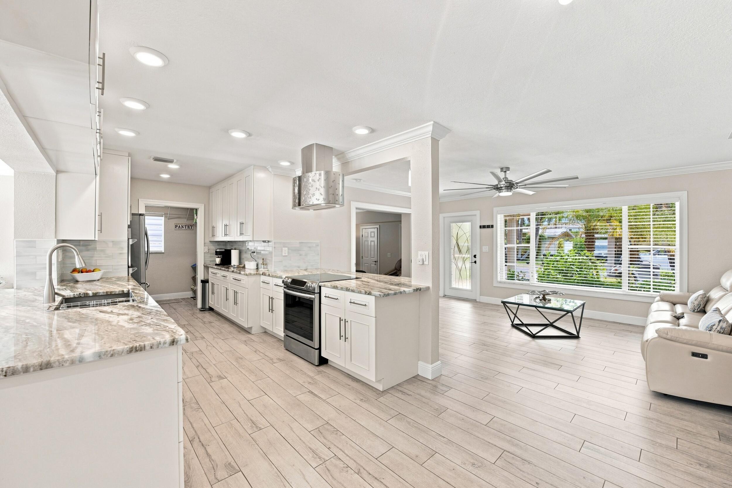 2511 NE 20th Lighthouse Point, FL 33064