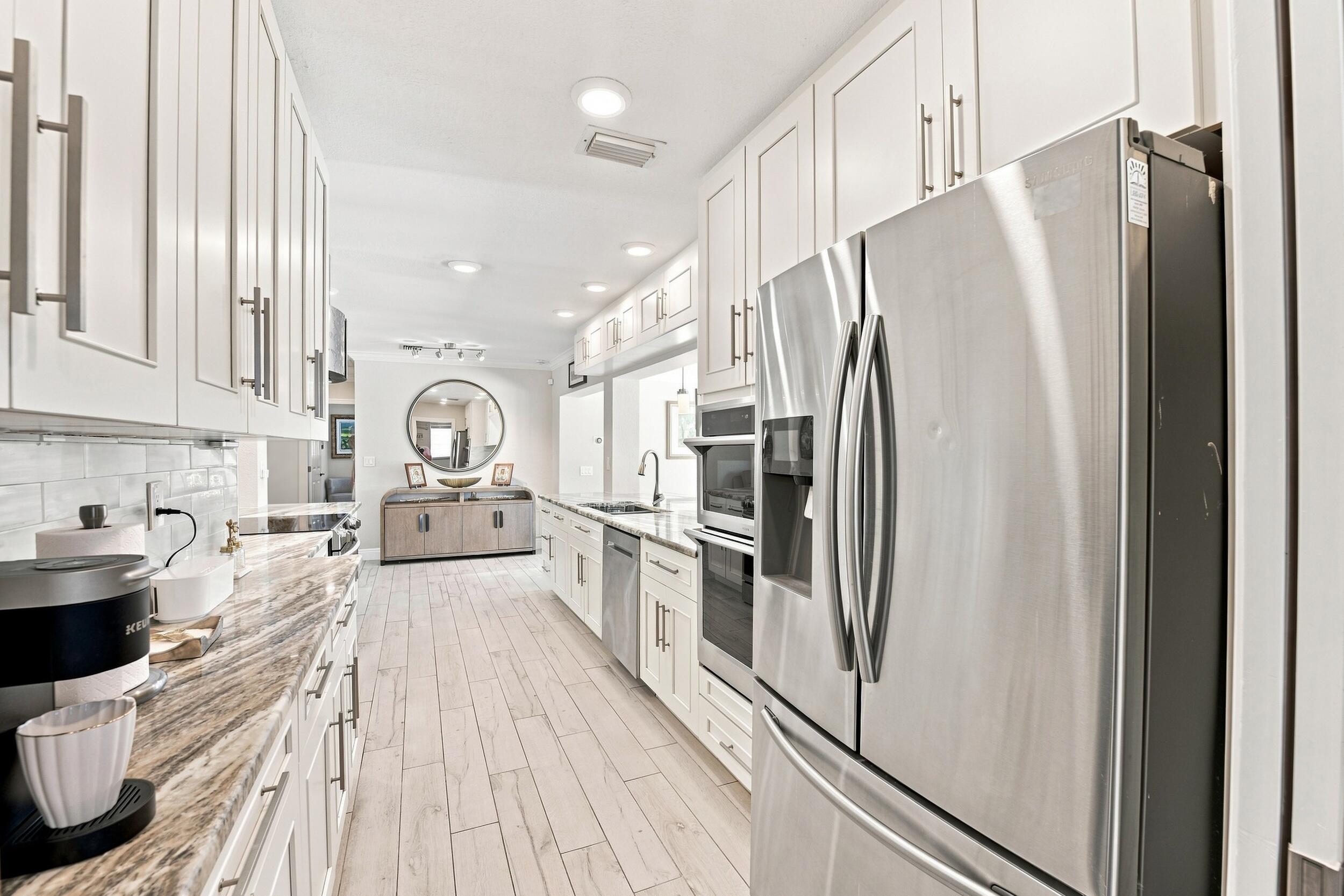 2511 NE 20th Lighthouse Point, FL 33064