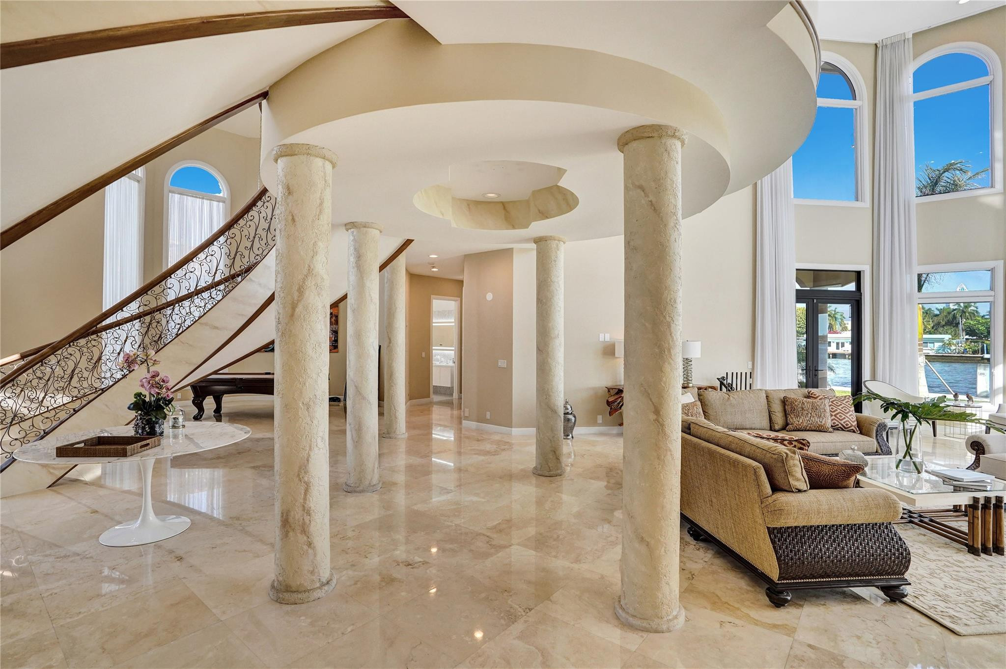 2584 SE 12th St Pompano Beach, FL 33062