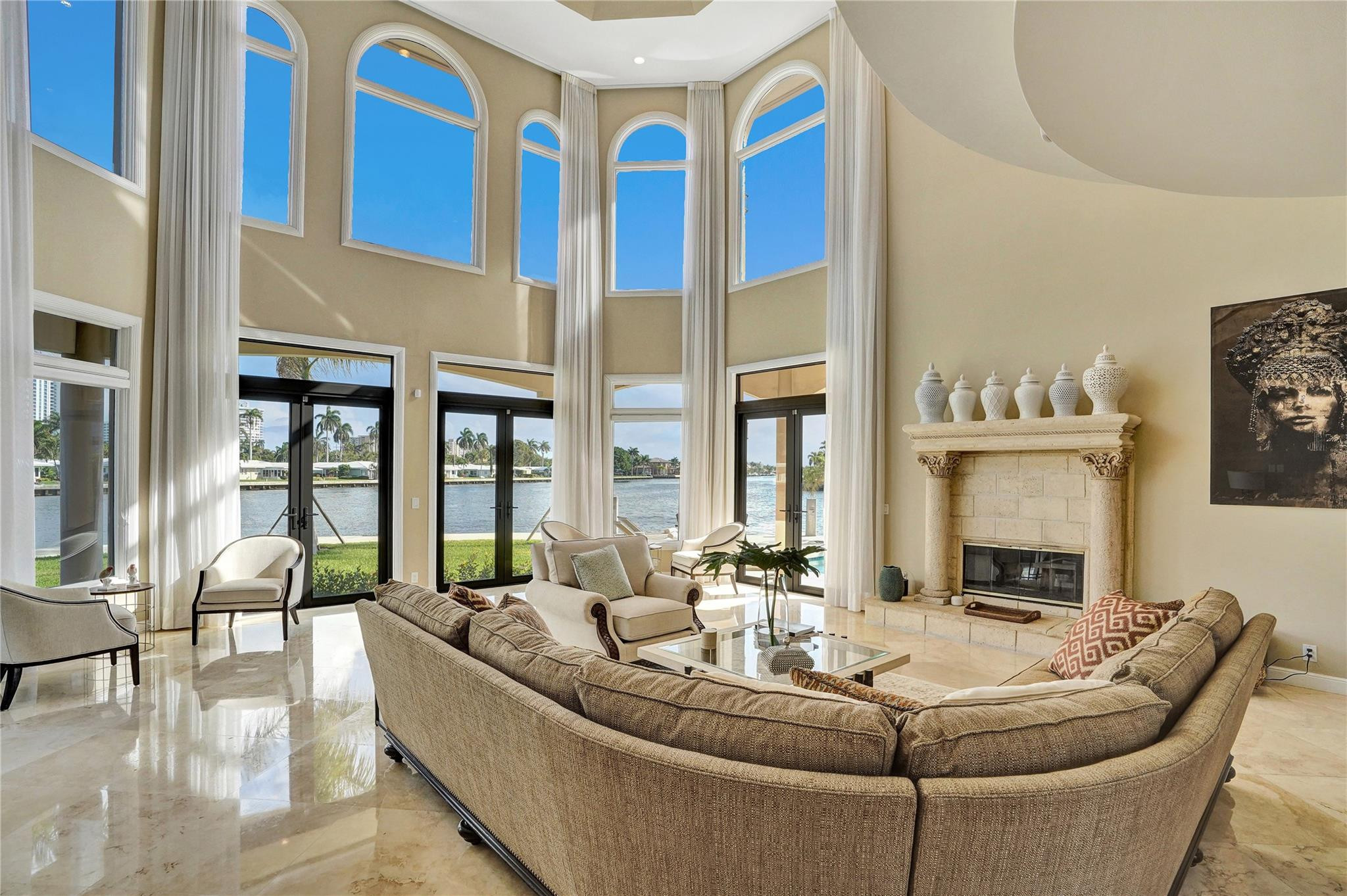 2584 SE 12th St Pompano Beach, FL 33062