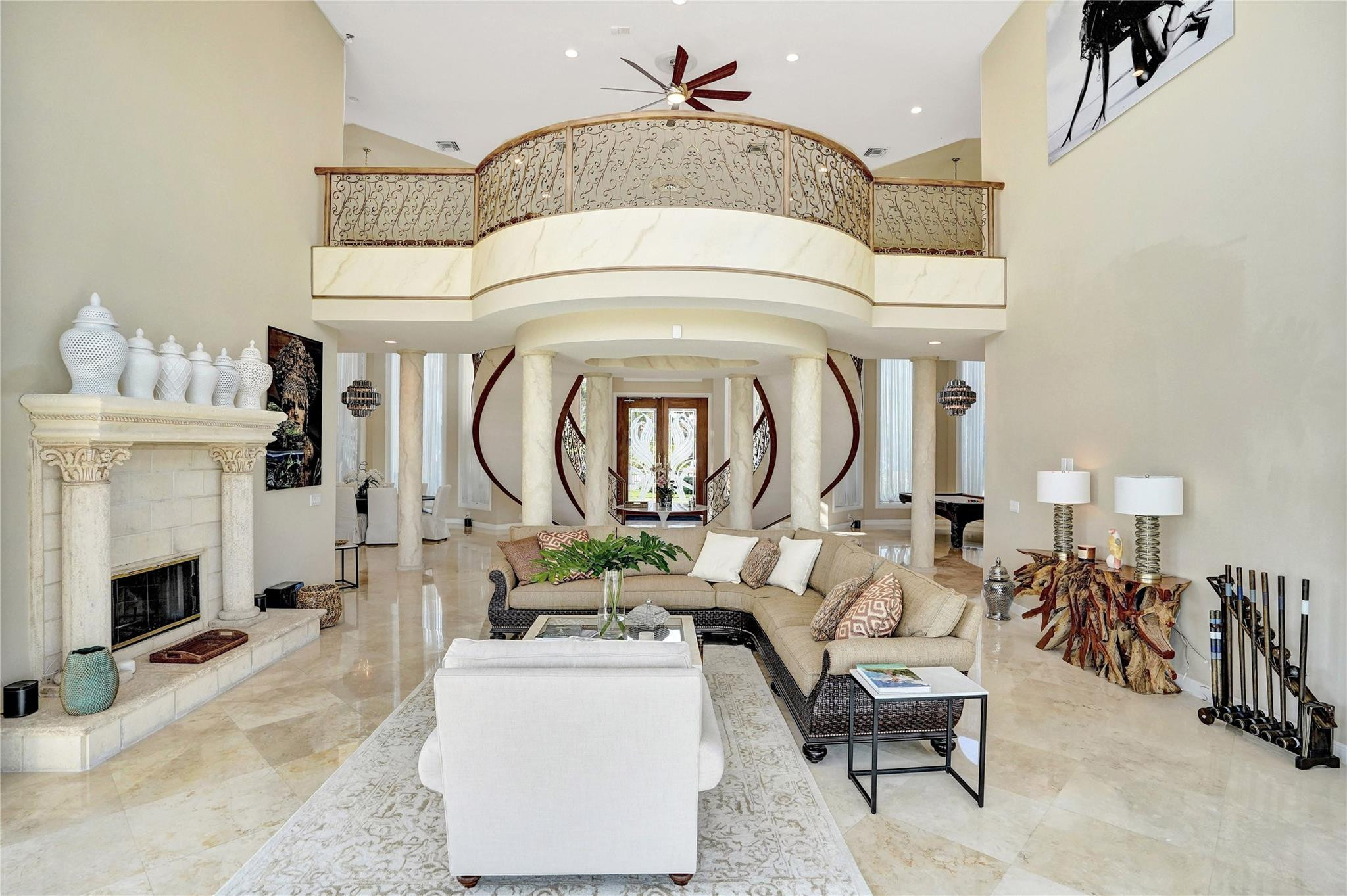 2584 SE 12th St Pompano Beach, FL 33062