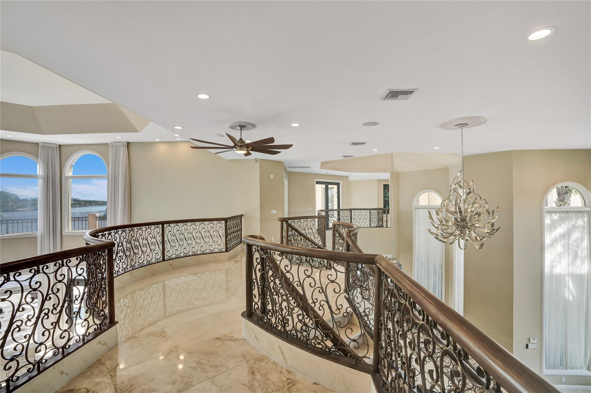 2584 SE 12th St Pompano Beach, FL 33062