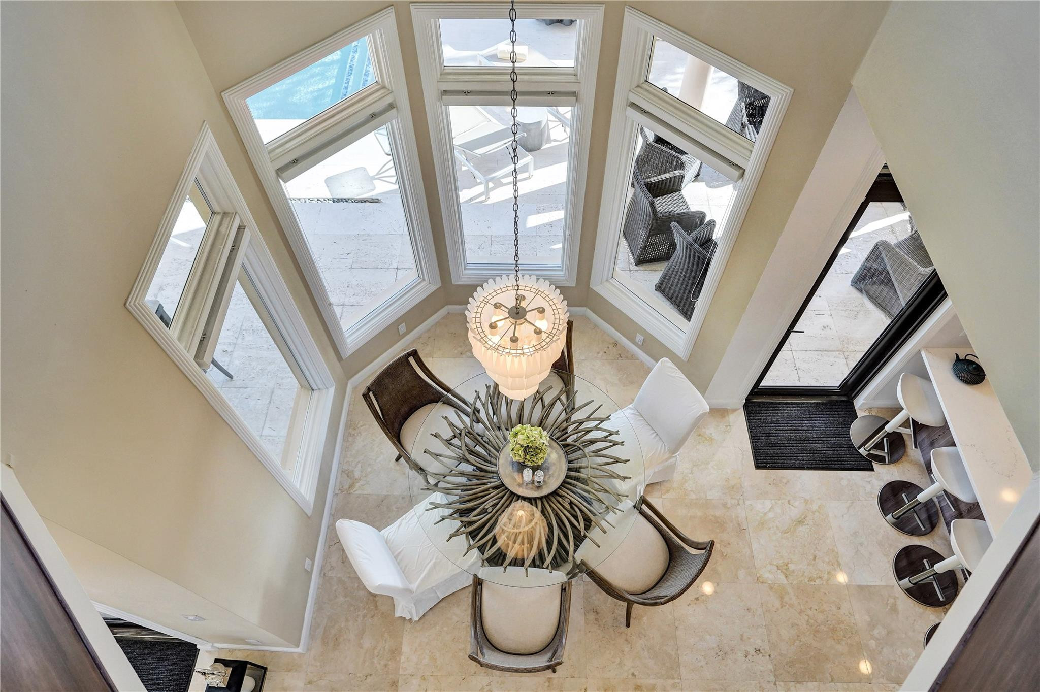 2584 SE 12th St Pompano Beach, FL 33062