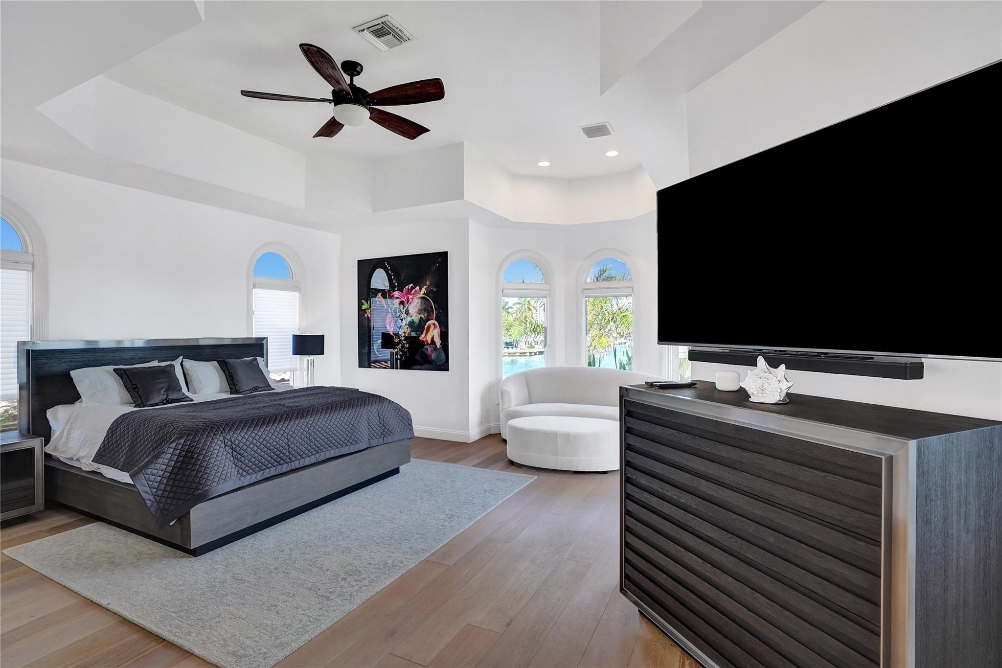 2584 SE 12th St Pompano Beach, FL 33062