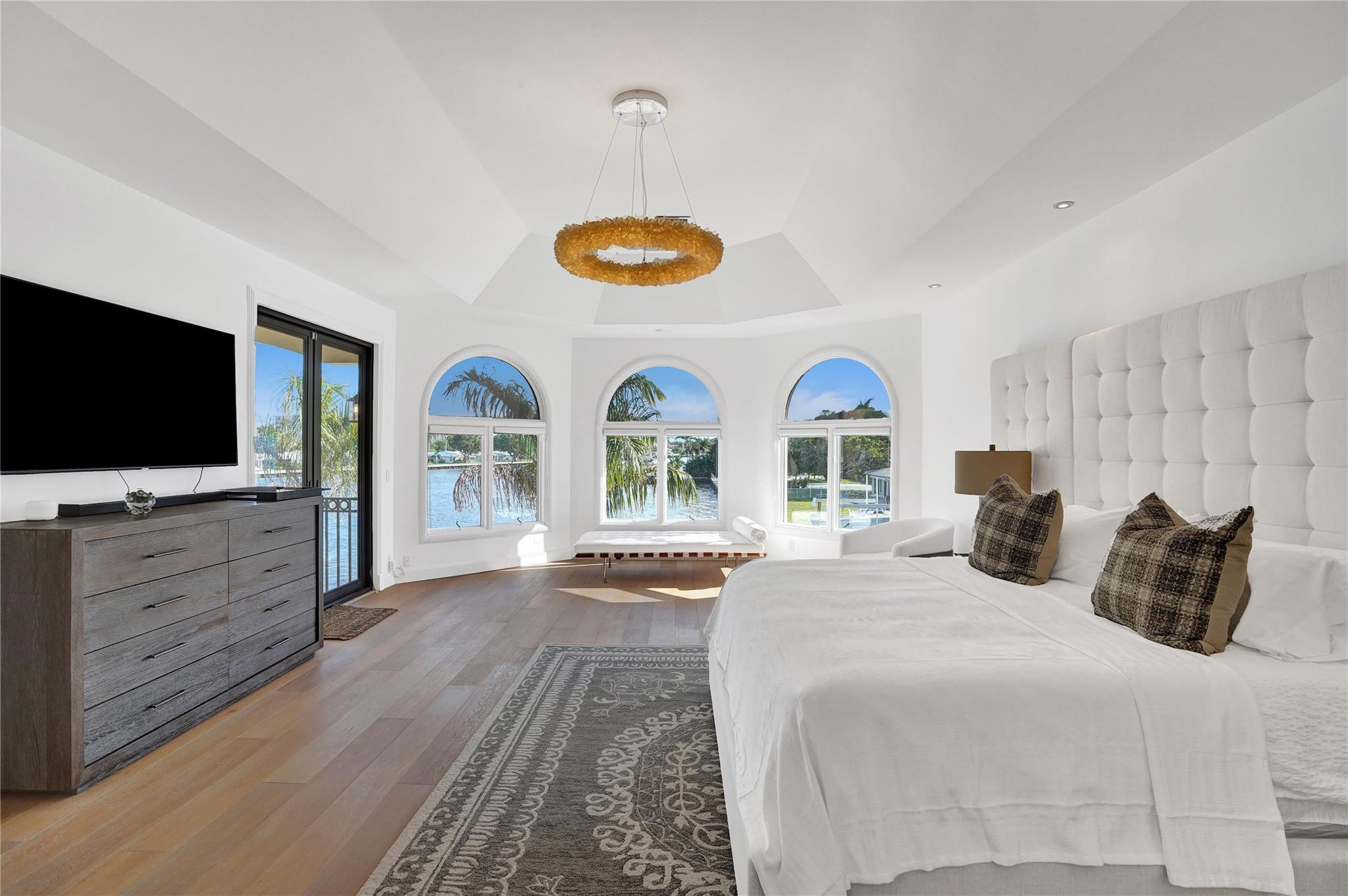 2584 SE 12th St Pompano Beach, FL 33062