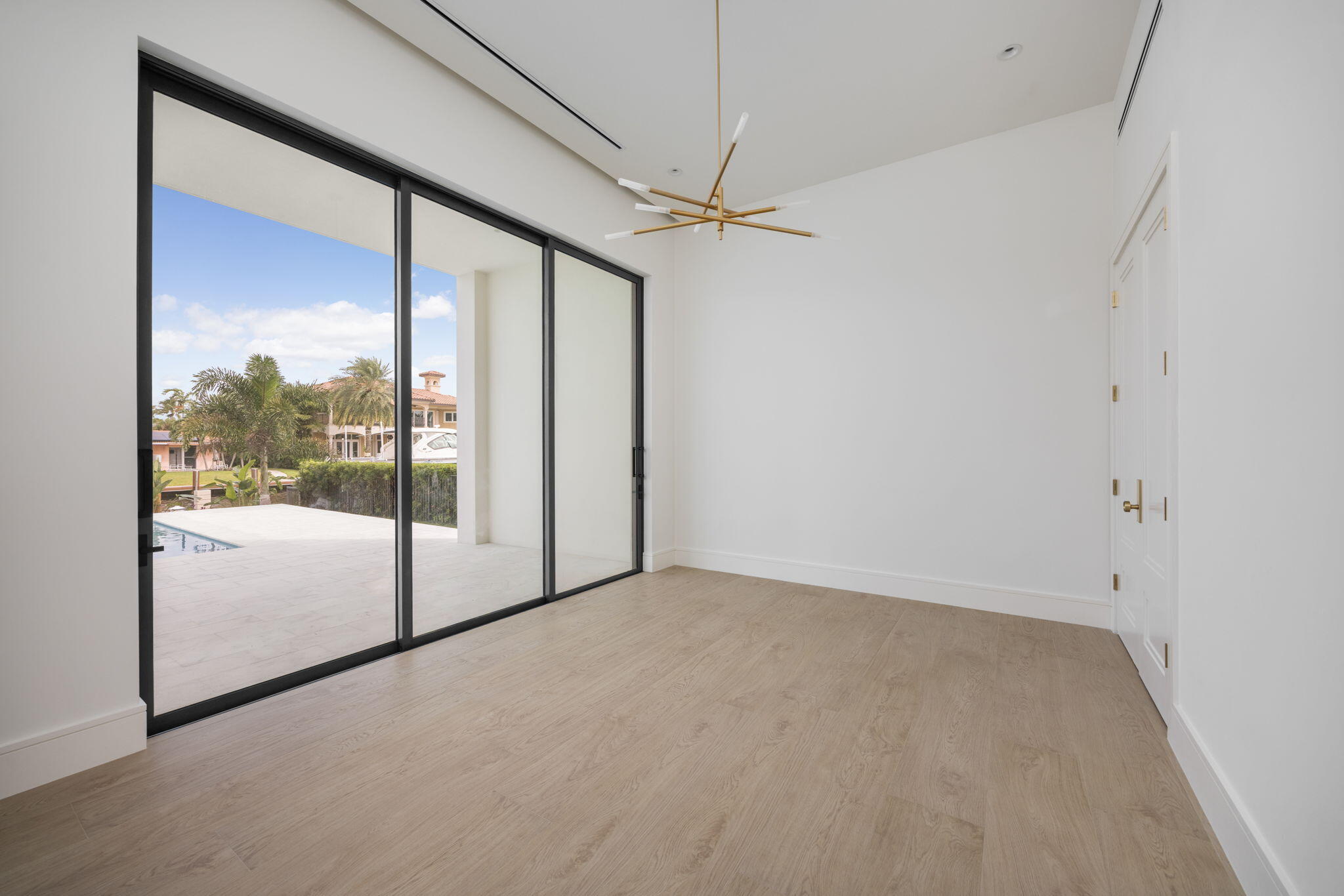 2921 NE 23rd St Pompano Beach, FL 33062