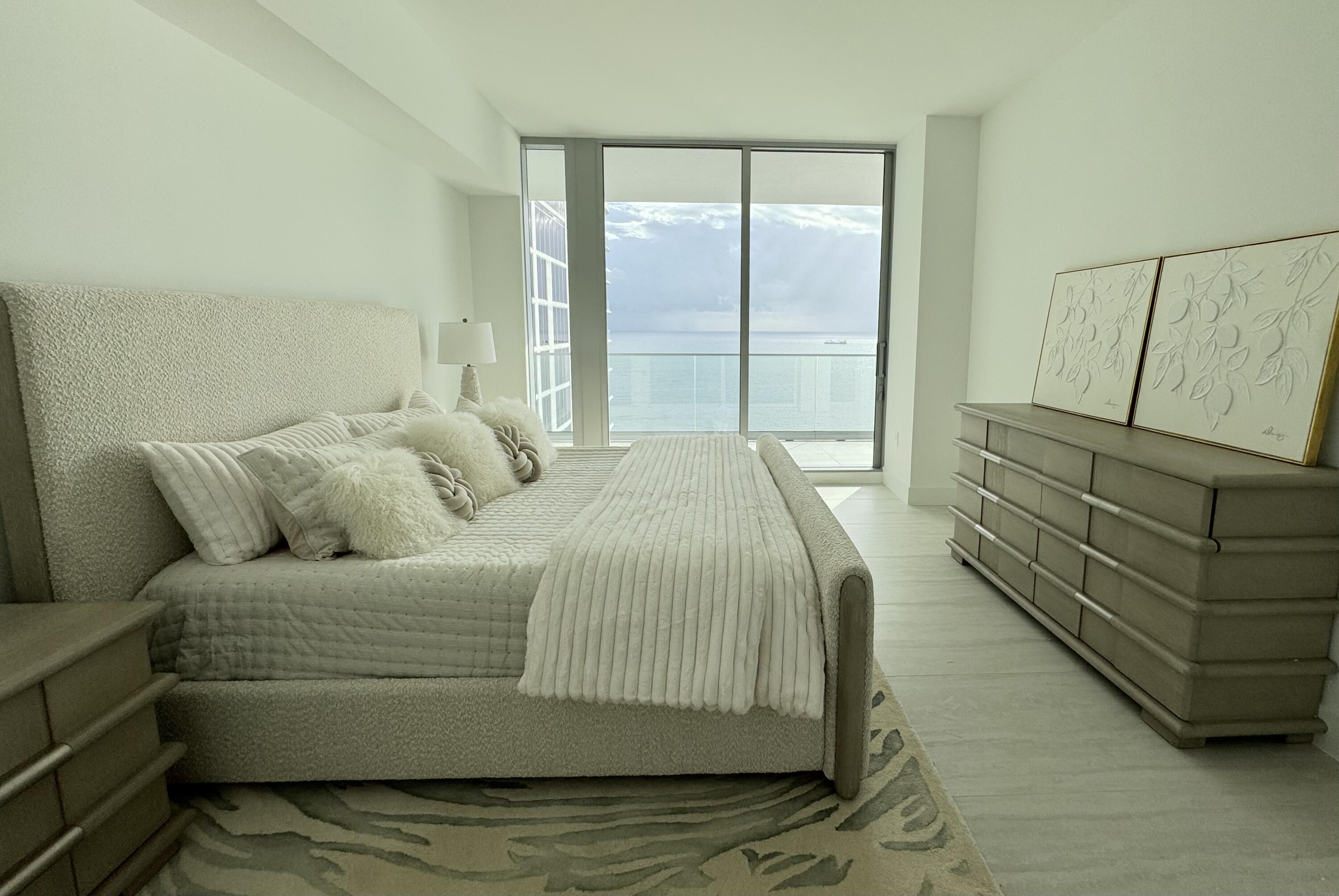153 N Seabreeze Blvd #2401-S Fort Lauderdale, FL 33304