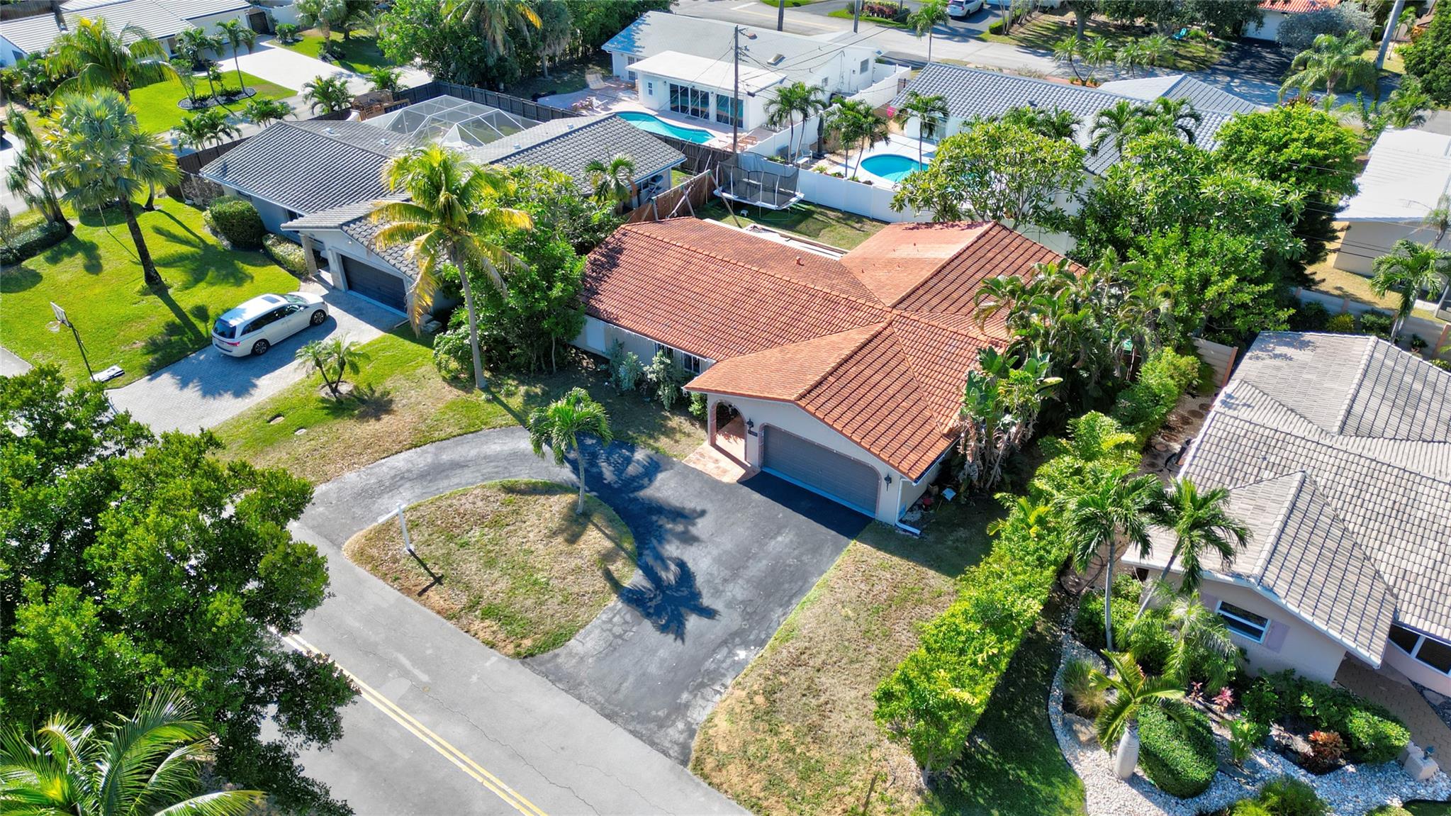 5711 NE 20th Ter