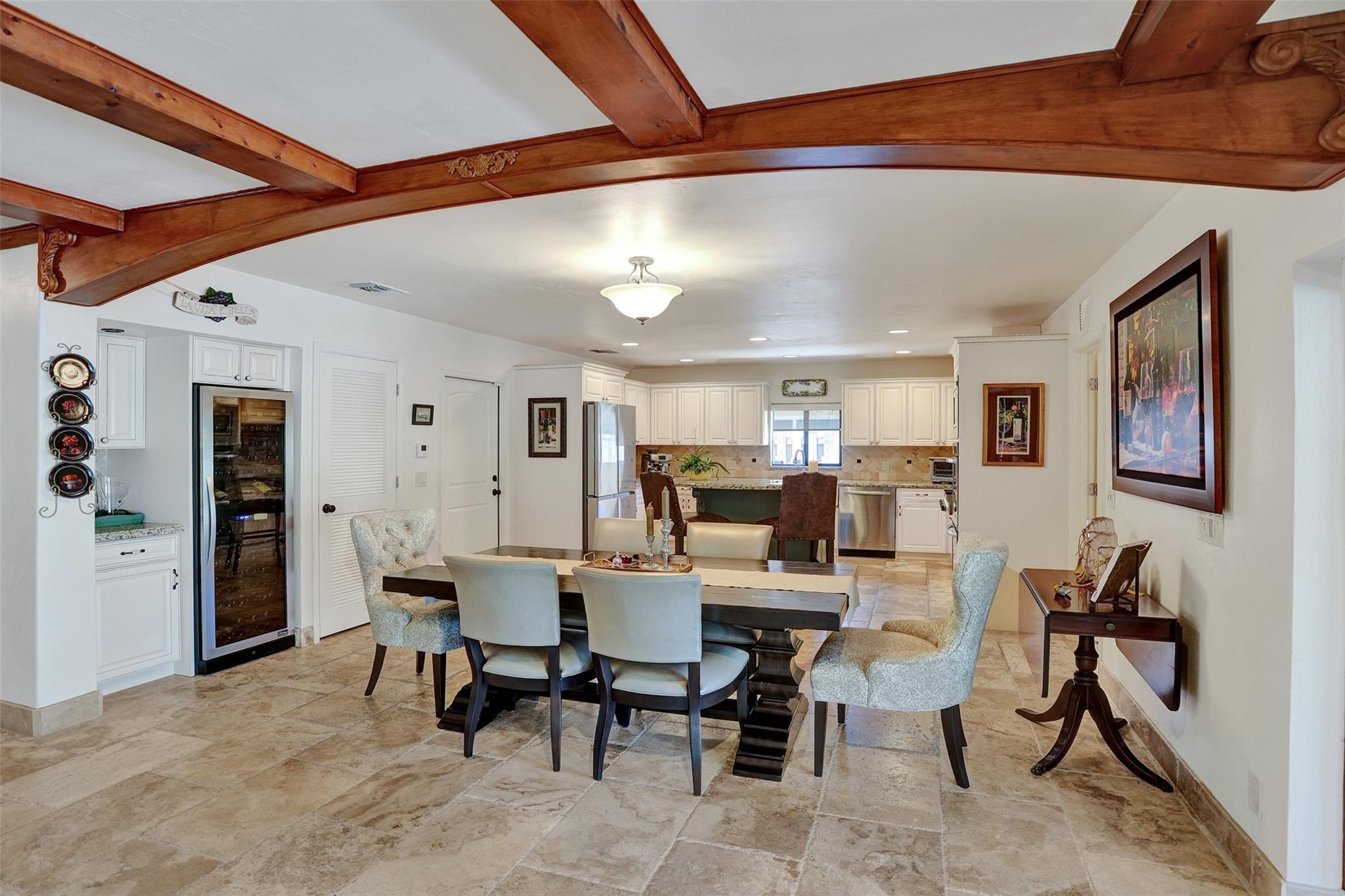 2000 NE 31st Ave Fort Lauderdale, FL 33305