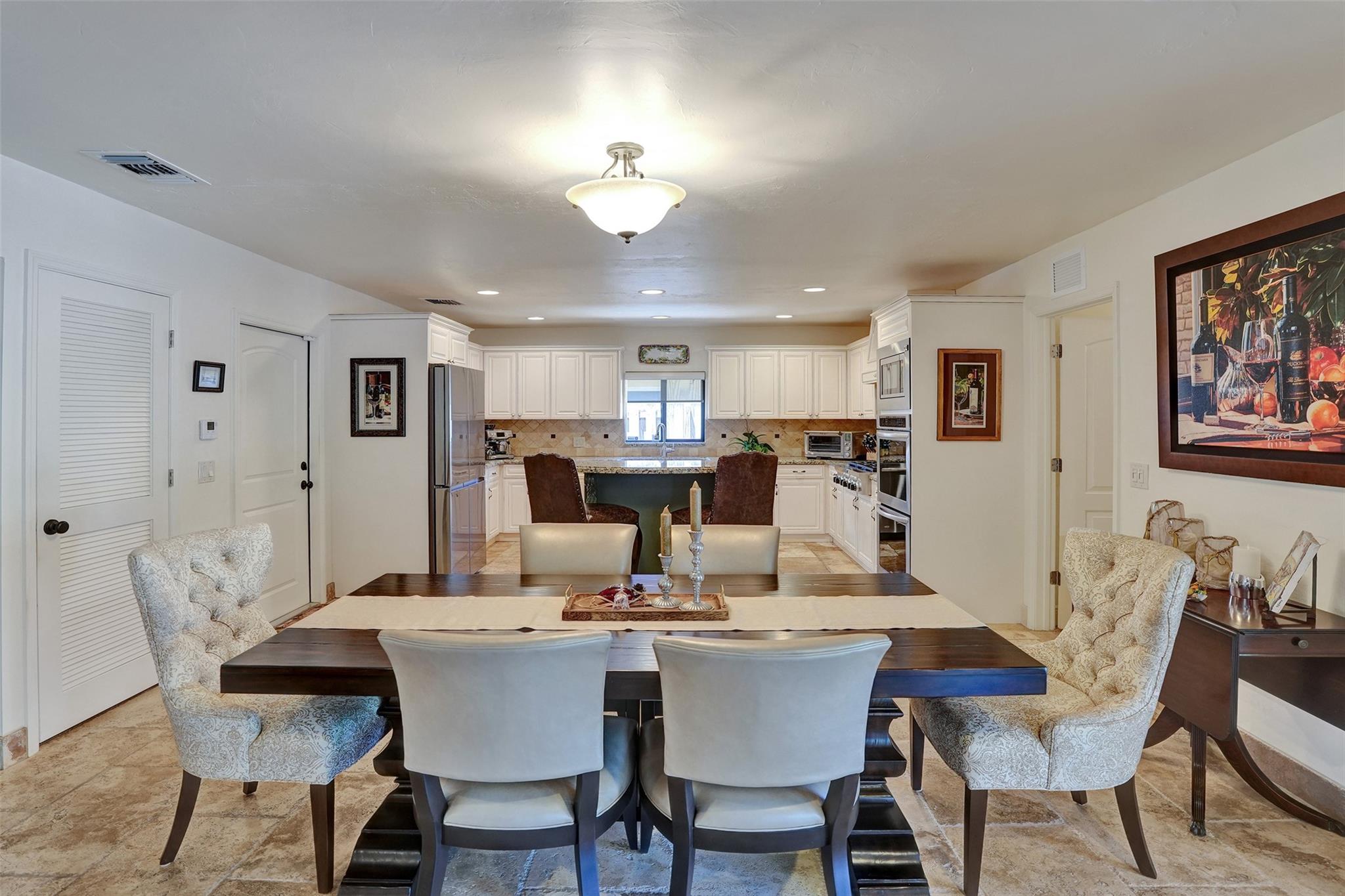 2000 NE 31st Ave Fort Lauderdale, FL 33305