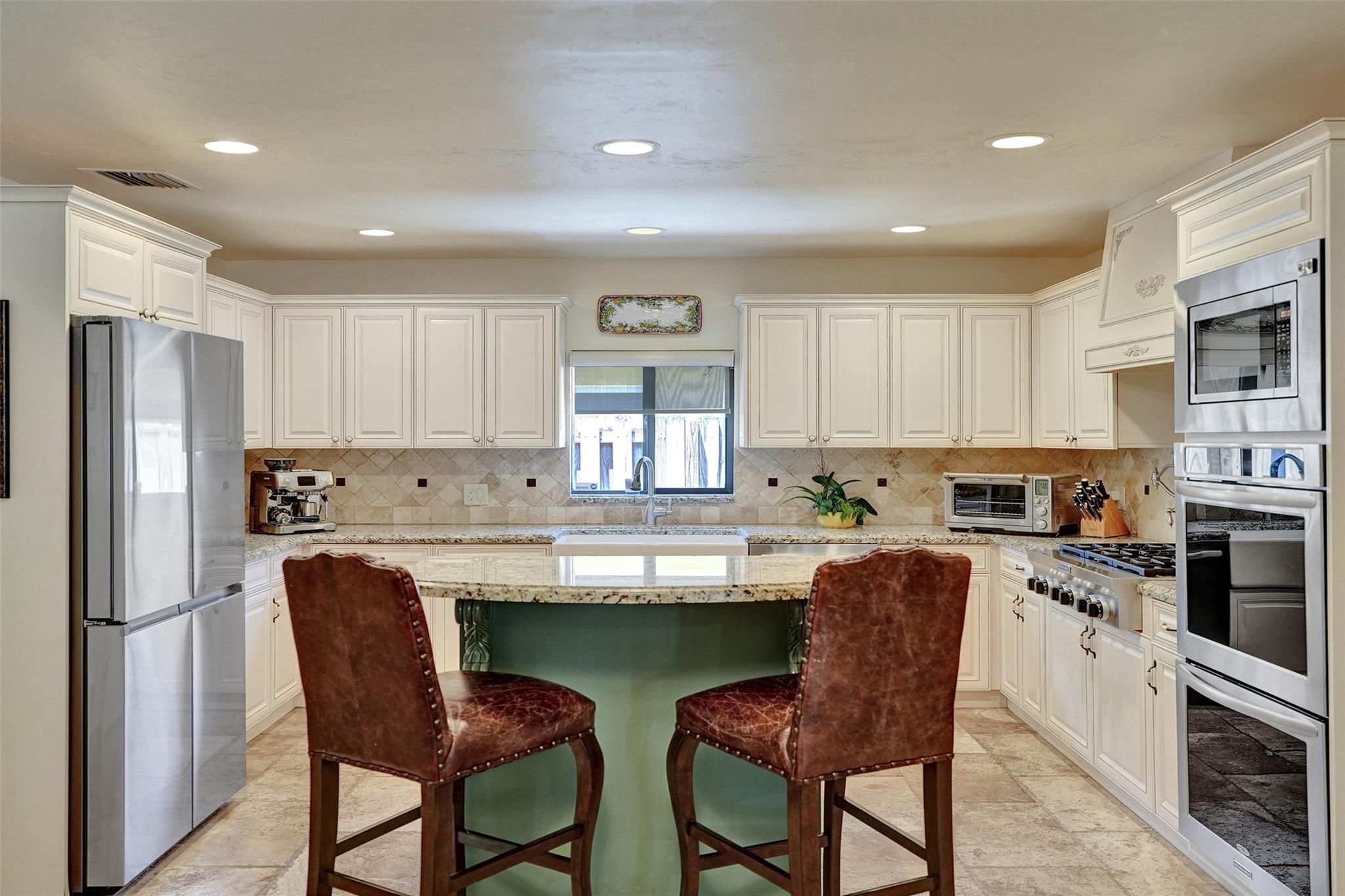 2000 NE 31st Ave Fort Lauderdale, FL 33305