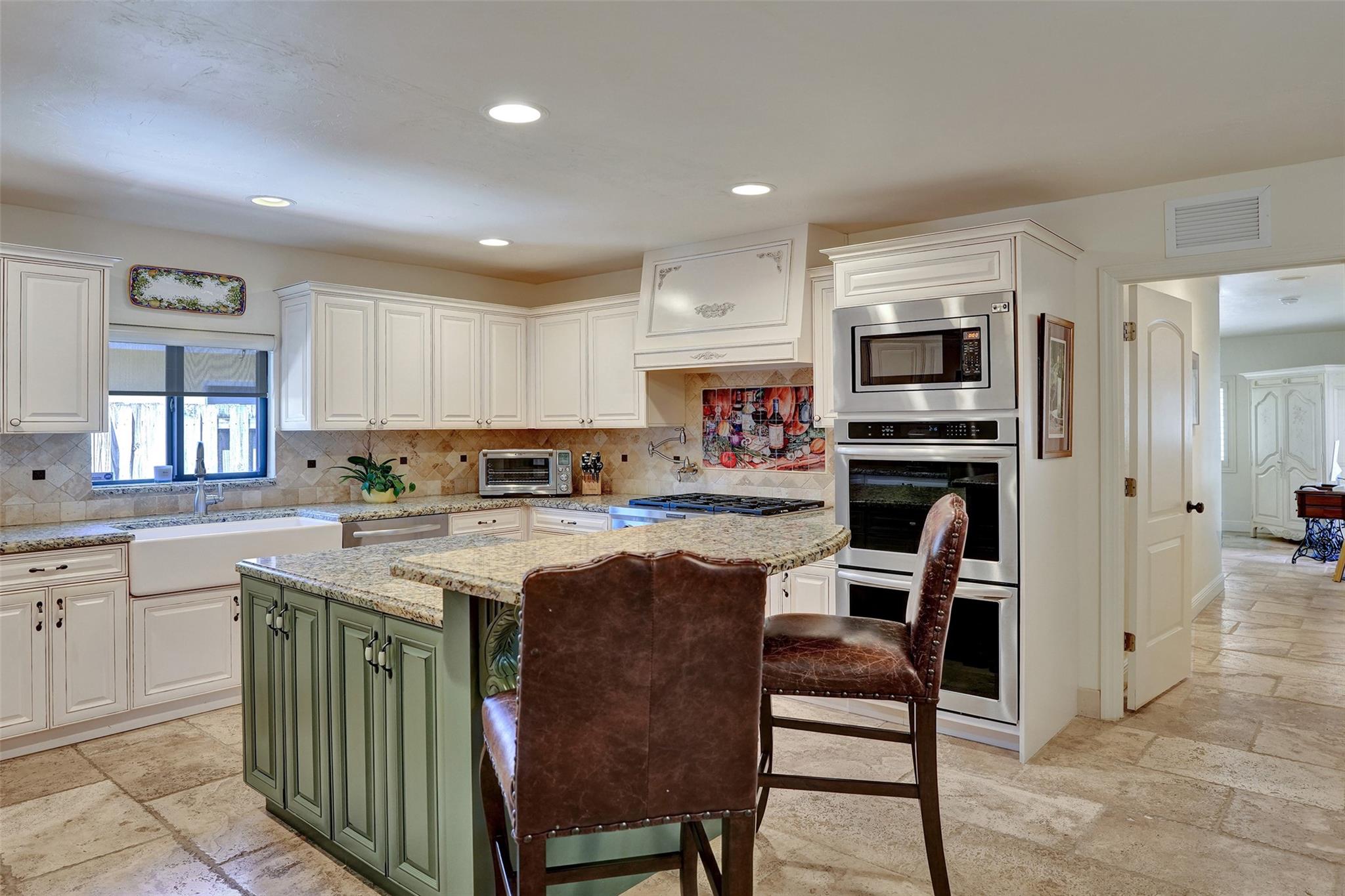 2000 NE 31st Ave Fort Lauderdale, FL 33305