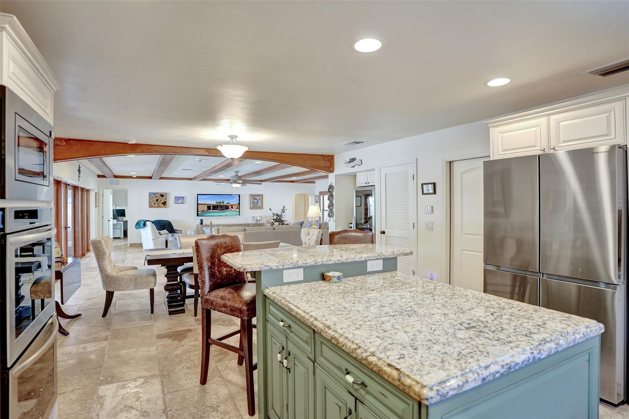 2000 NE 31st Ave Fort Lauderdale, FL 33305