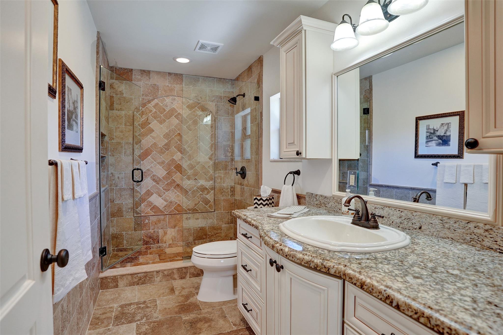 2000 NE 31st Ave Fort Lauderdale, FL 33305