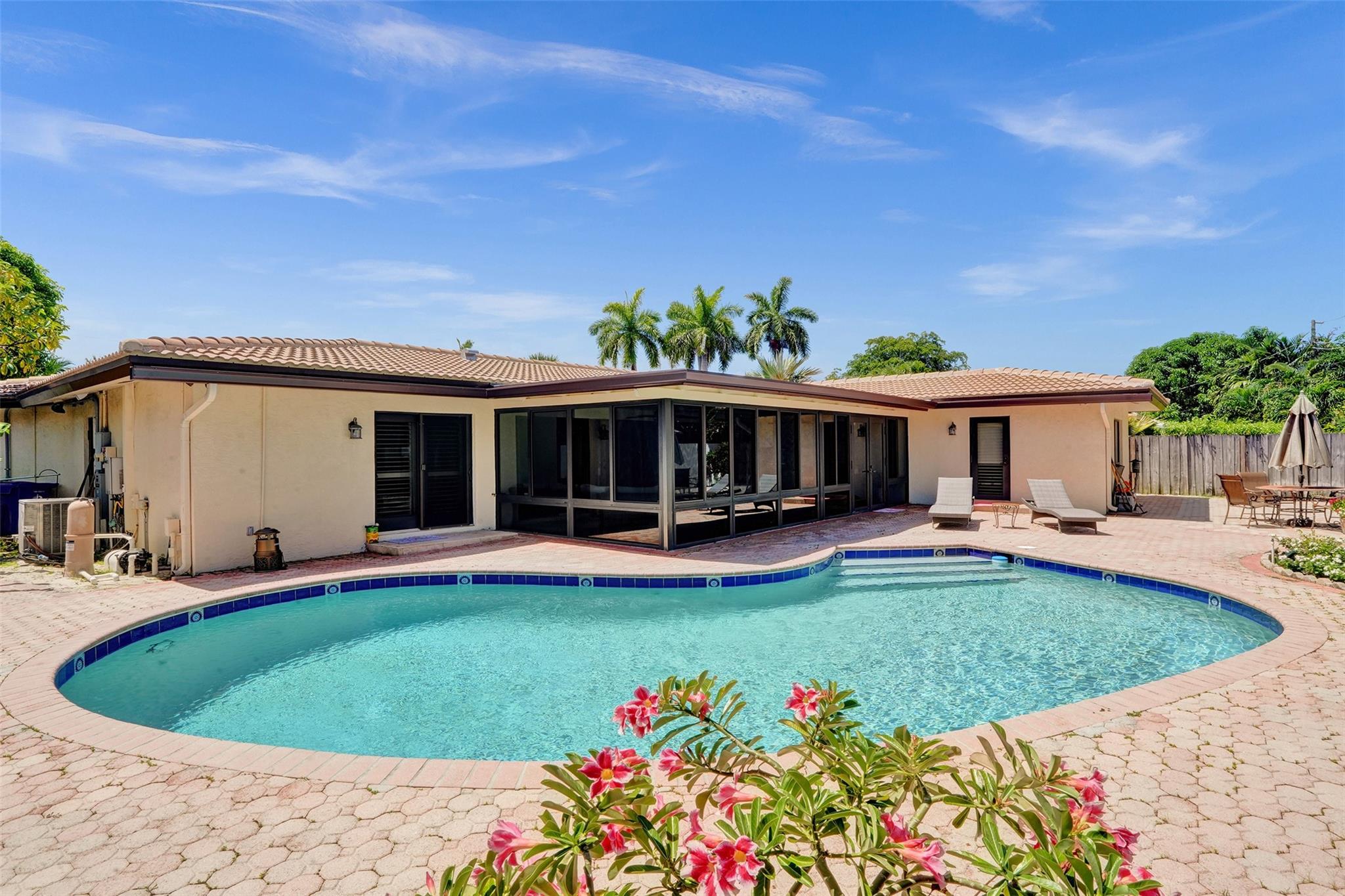 2000 NE 31st Ave Fort Lauderdale, FL 33305