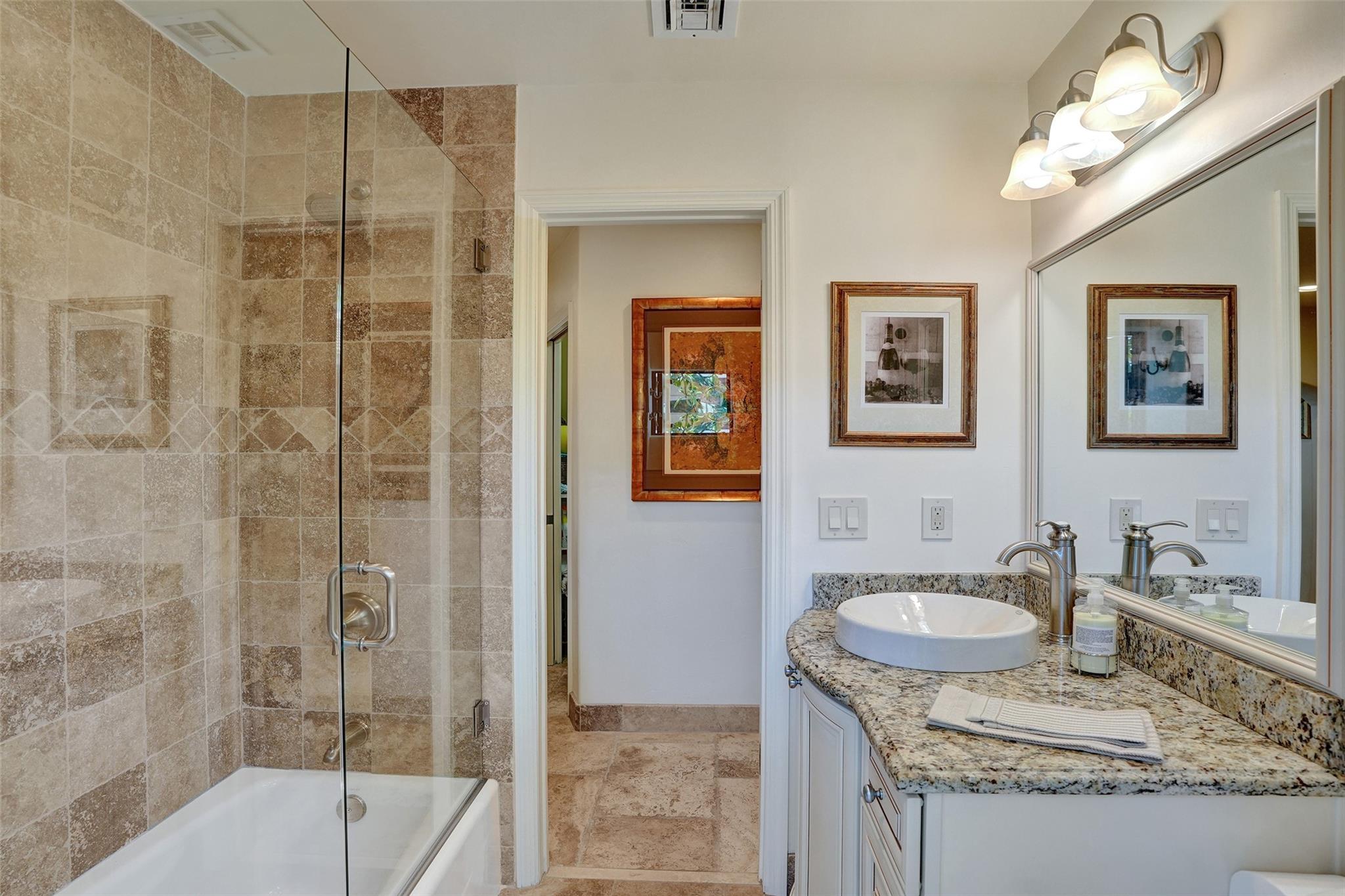 2000 NE 31st Ave Fort Lauderdale, FL 33305