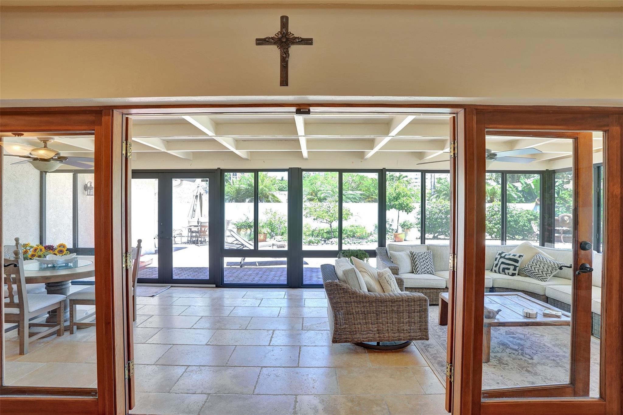 2000 NE 31st Ave Fort Lauderdale, FL 33305