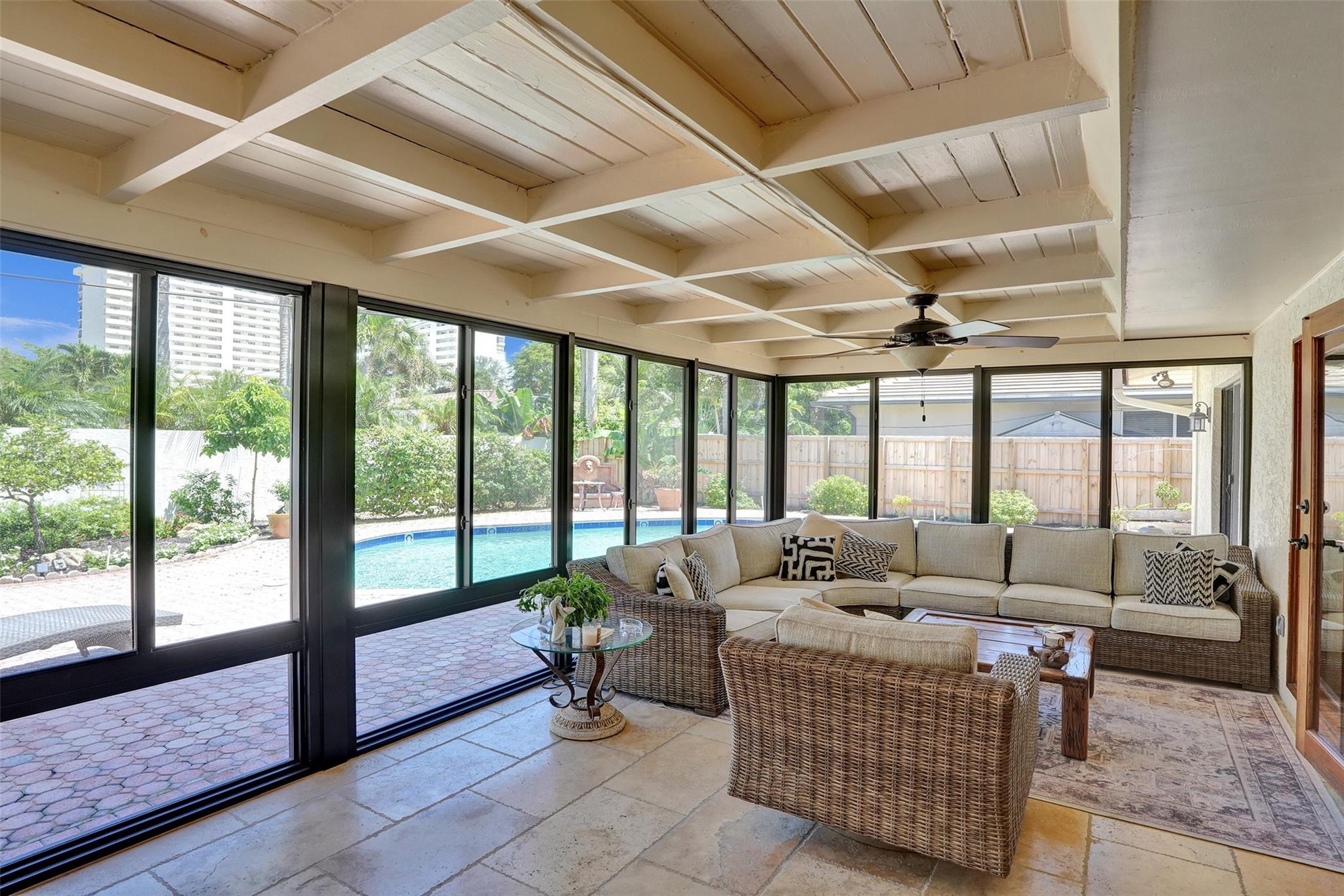 2000 NE 31st Ave Fort Lauderdale, FL 33305