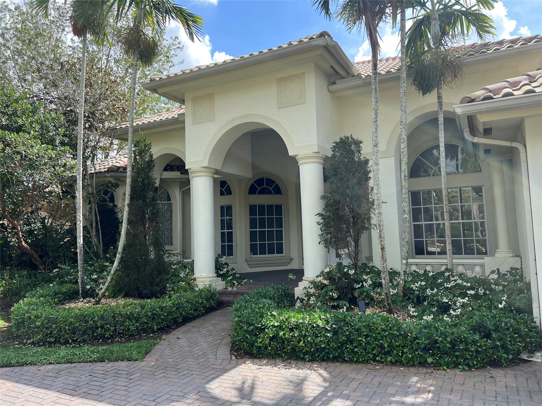 Undisclosed Address,Coral Springs, FL 33076