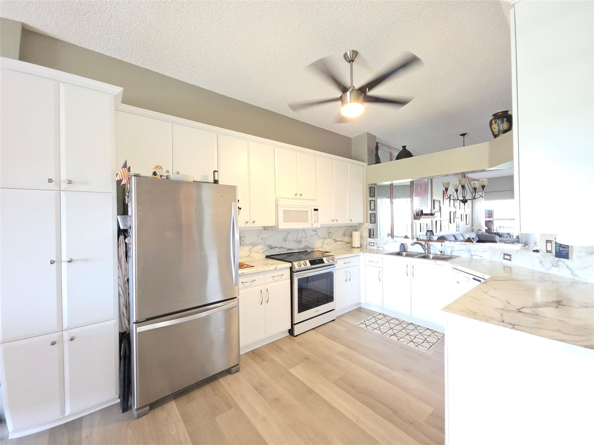 7593 Granville Dr #411
