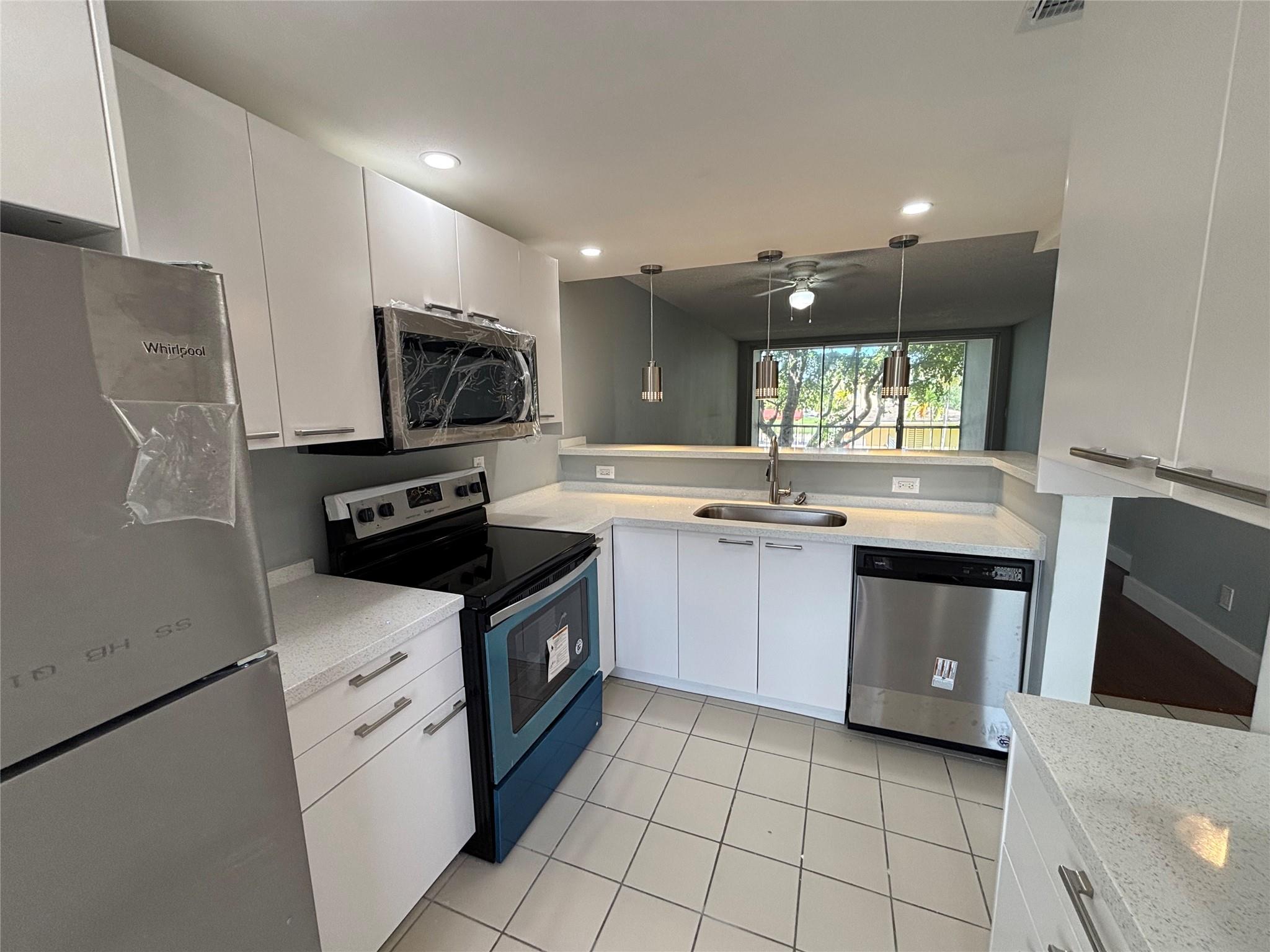 6000 NW 64th Ave #211
