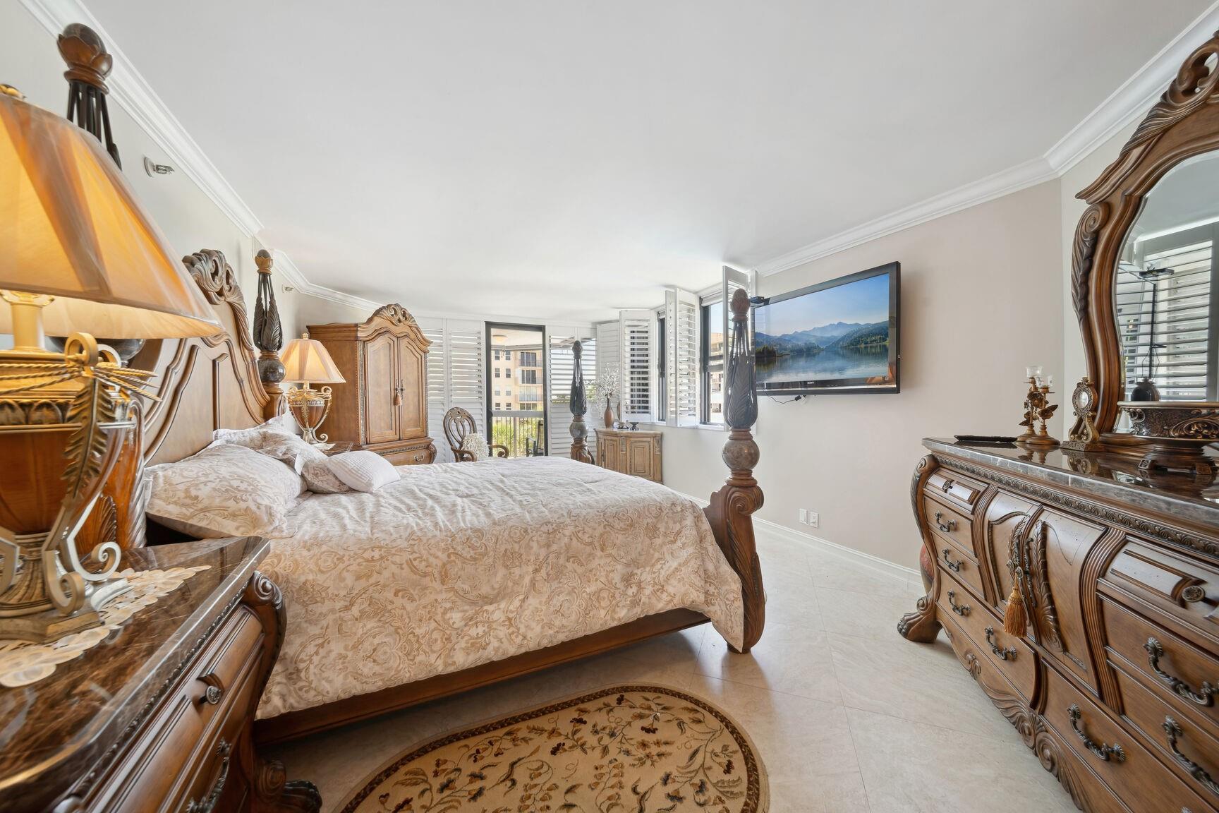 1155 Hillsboro Mile #401 Hillsboro Beach, FL 33062