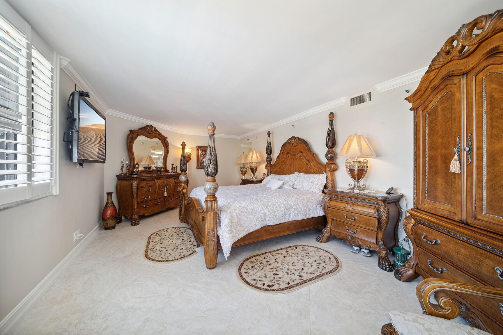 1155 Hillsboro Mile #401 Hillsboro Beach, FL 33062