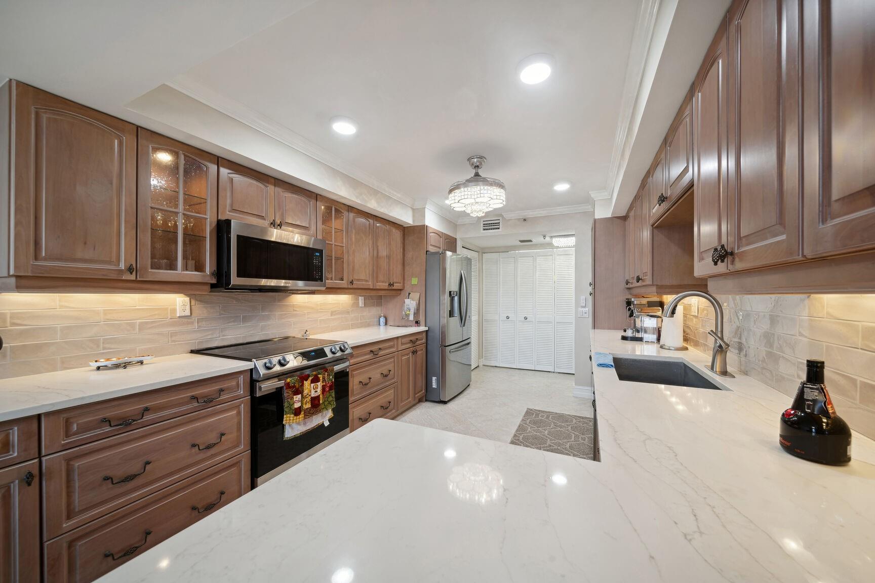 1155 Hillsboro Mile #401 Hillsboro Beach, FL 33062