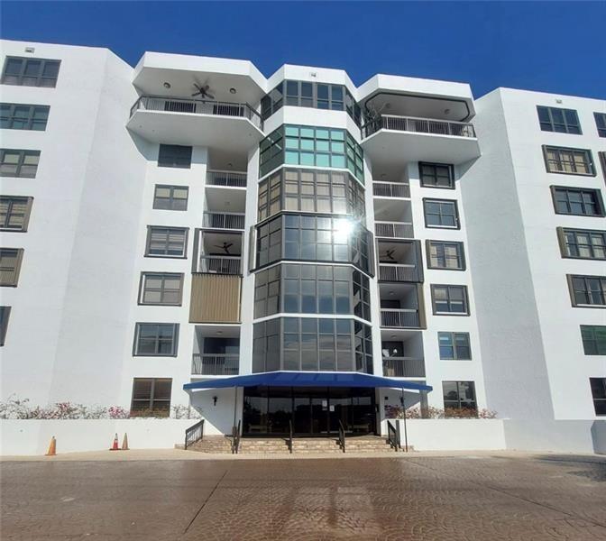 1155 Hillsboro Mile #401 Hillsboro Beach, FL 33062