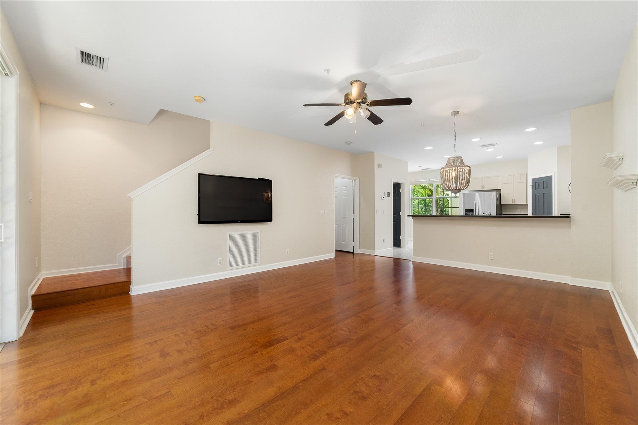 463 Schoolhouse Rd Jupiter, FL 33458