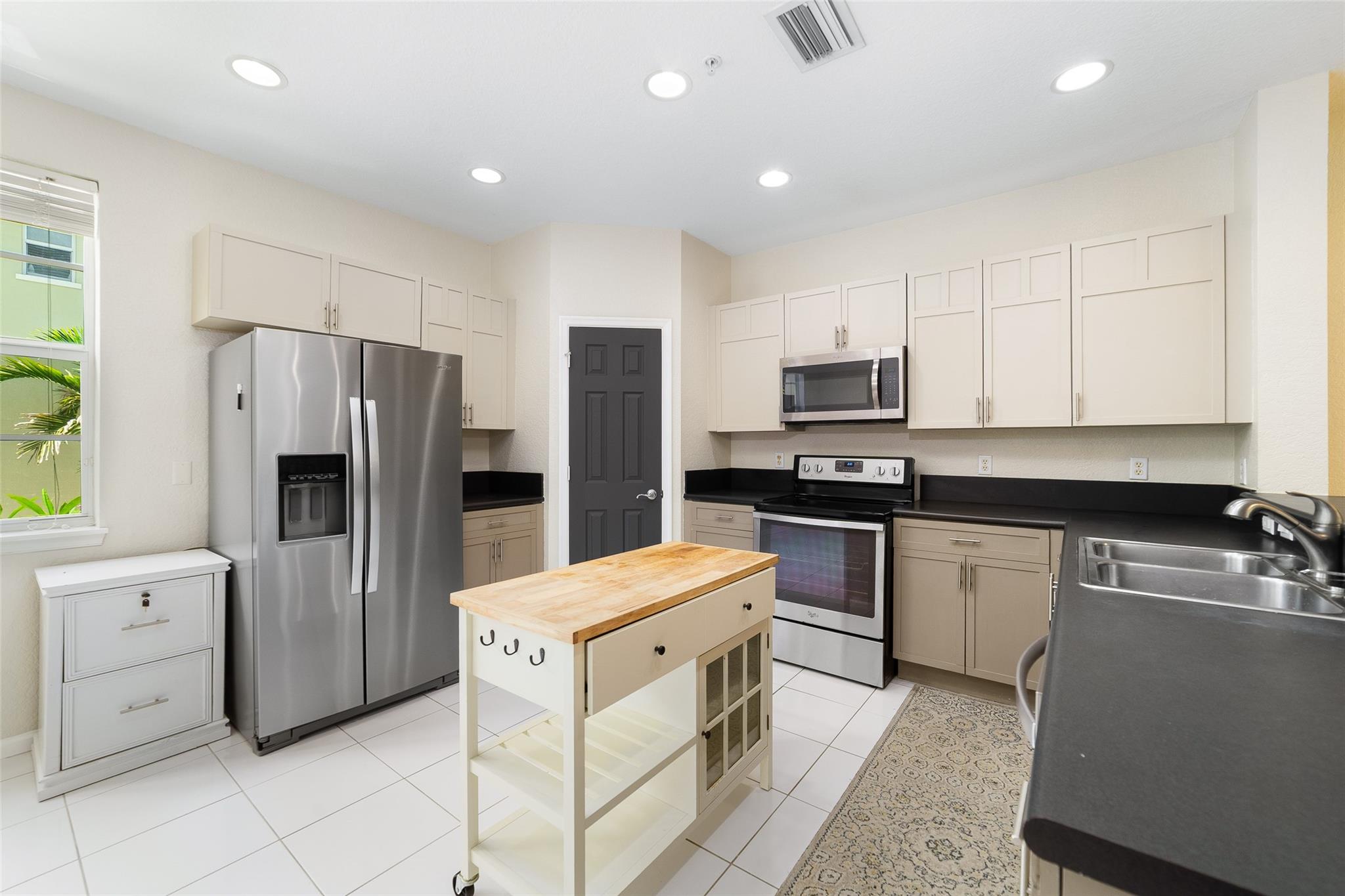 463 Schoolhouse Rd Jupiter, FL 33458