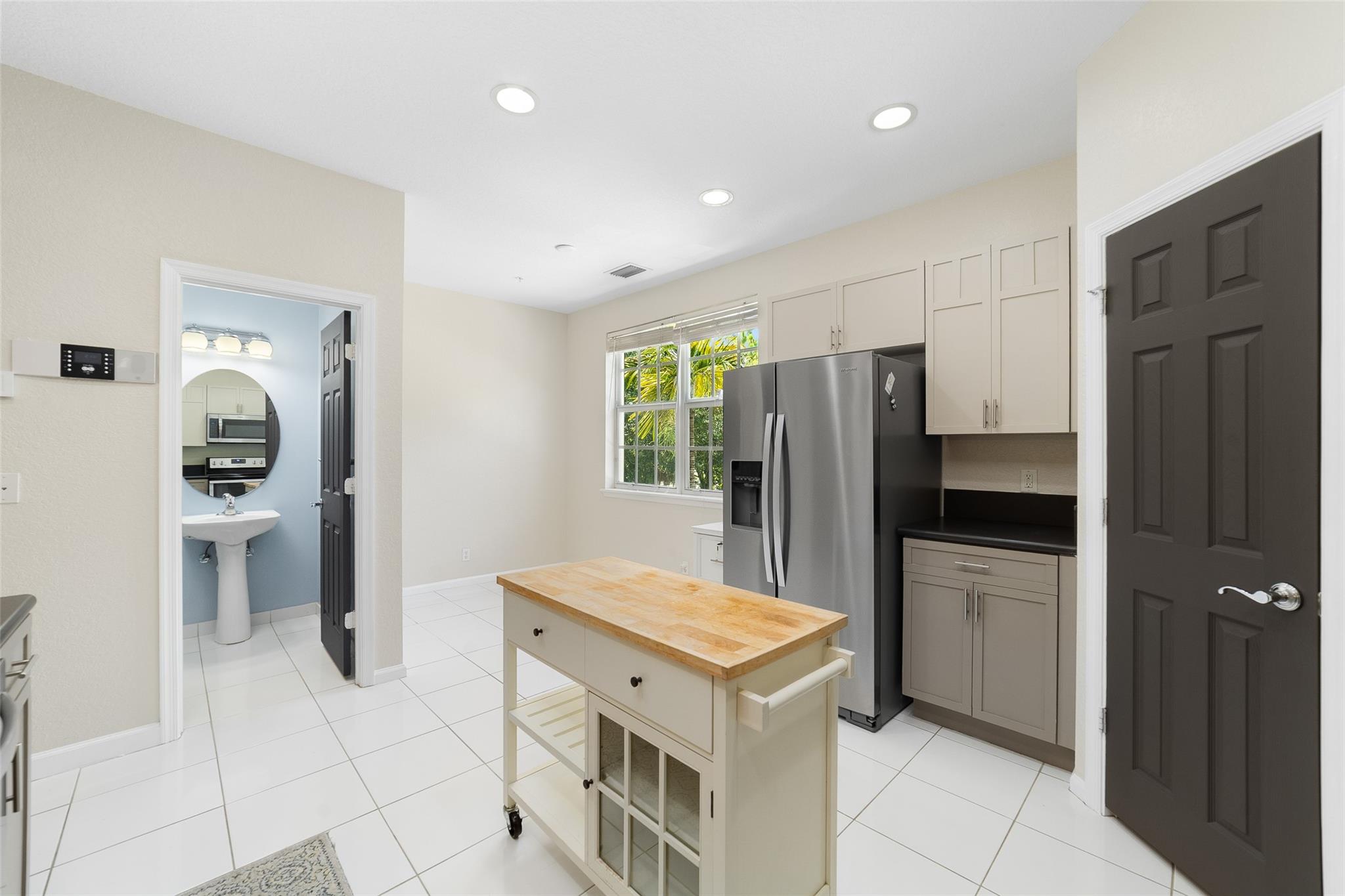 463 Schoolhouse Rd Jupiter, FL 33458