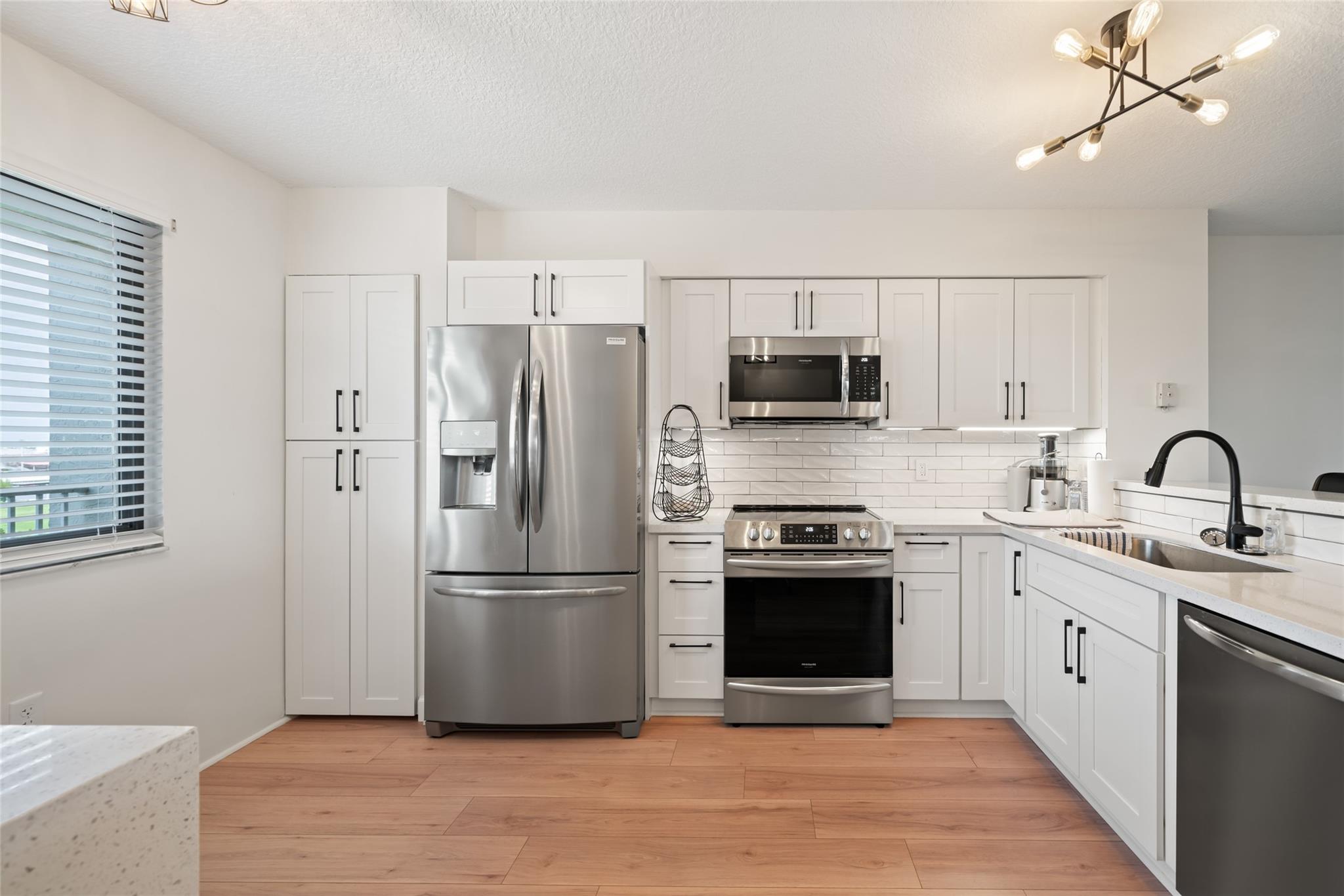 2240 N Cypress Bnd Dr #802