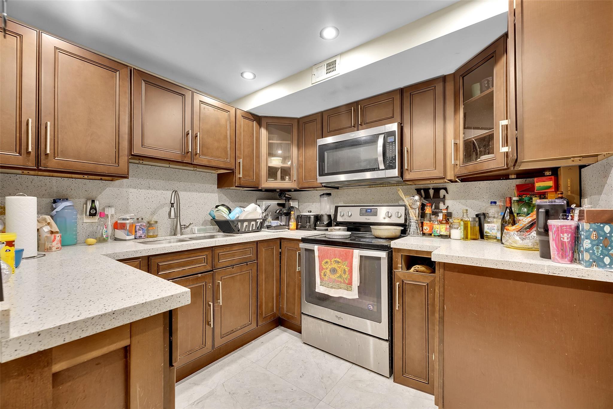 7041 Environ Blvd #326