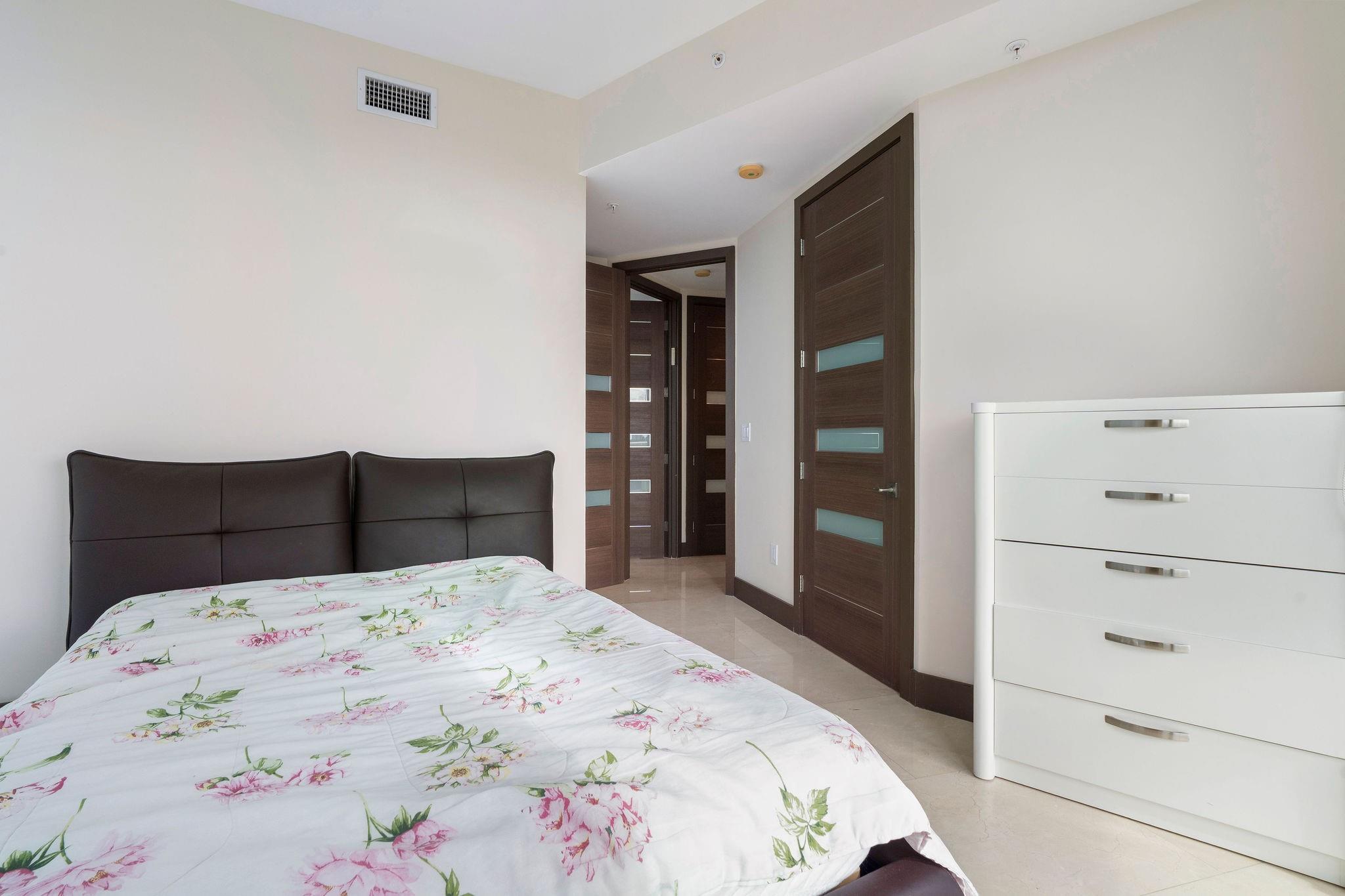 image Trump Palace Condo24