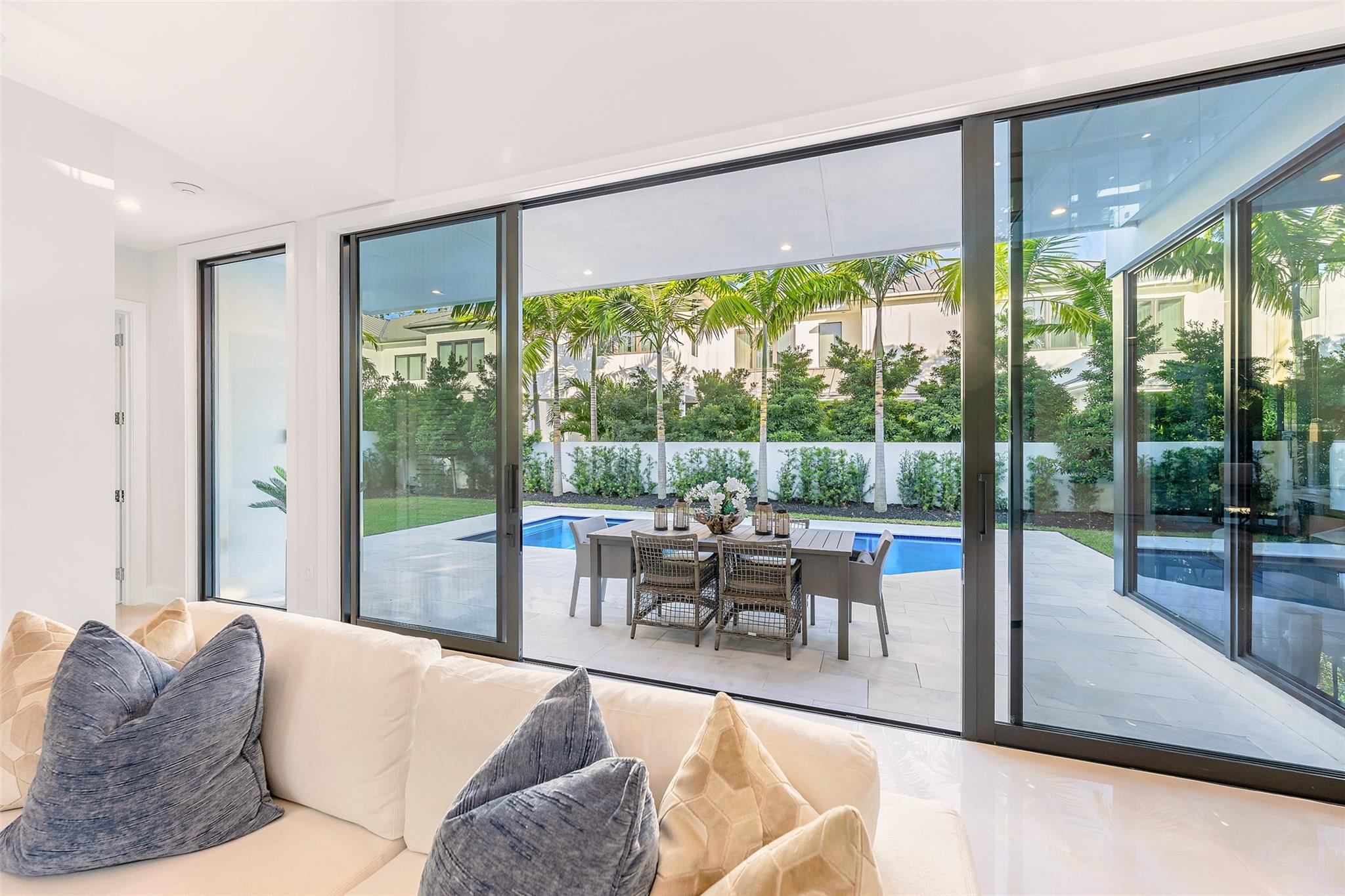 1544 Ponce De Leon Dr Fort Lauderdale, FL 33301