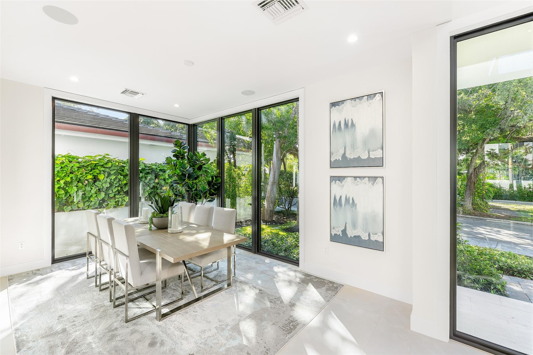 1544 Ponce De Leon Dr Fort Lauderdale, FL 33301