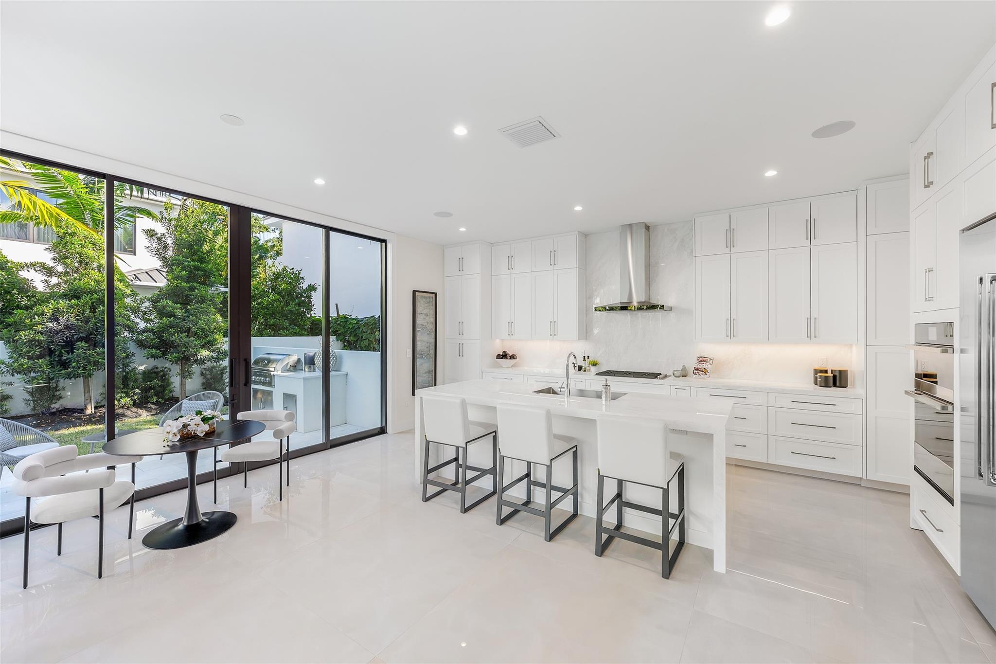 1544 Ponce De Leon Dr Fort Lauderdale, FL 33301