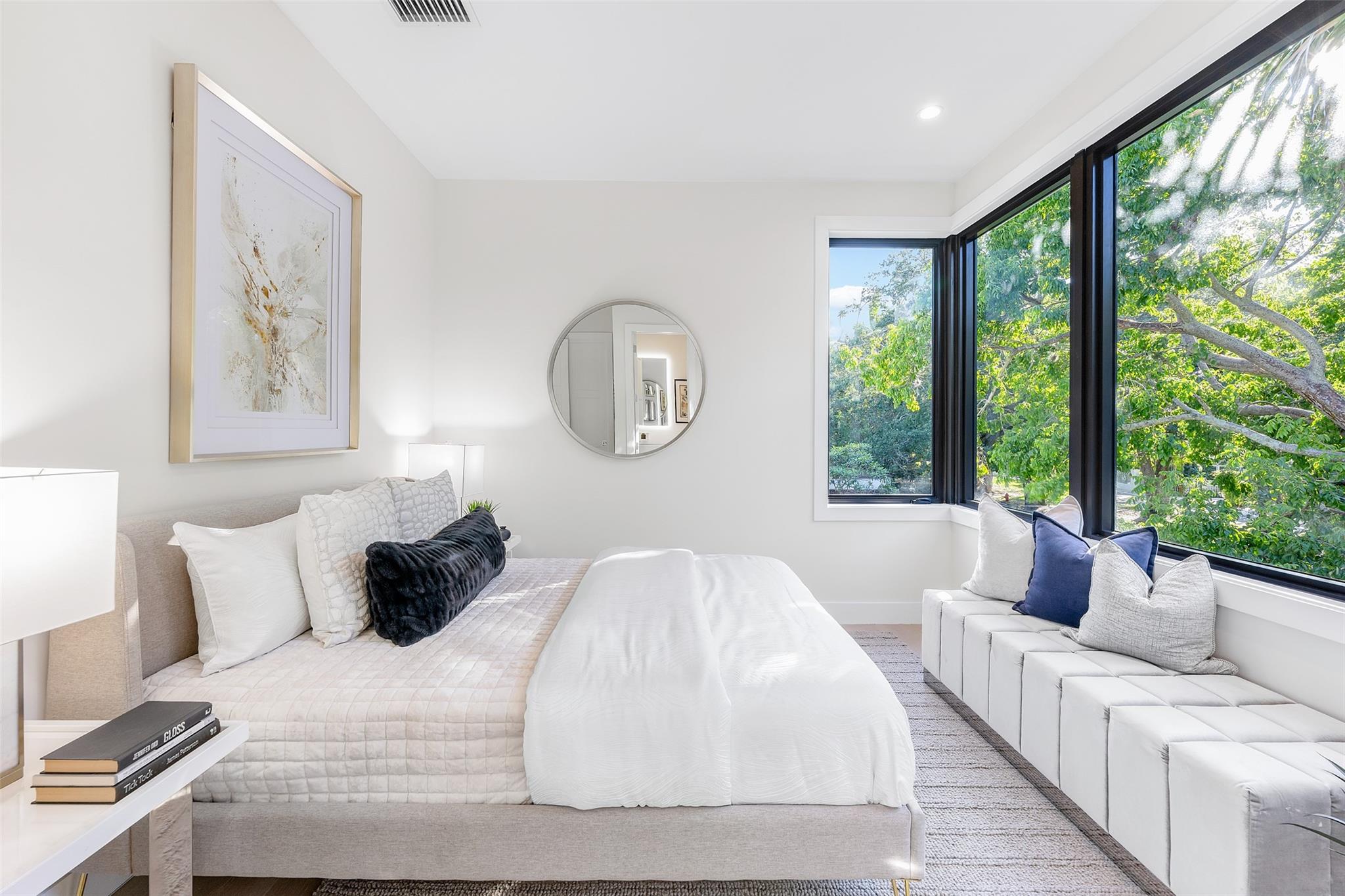 1544 Ponce De Leon Dr Fort Lauderdale, FL 33301