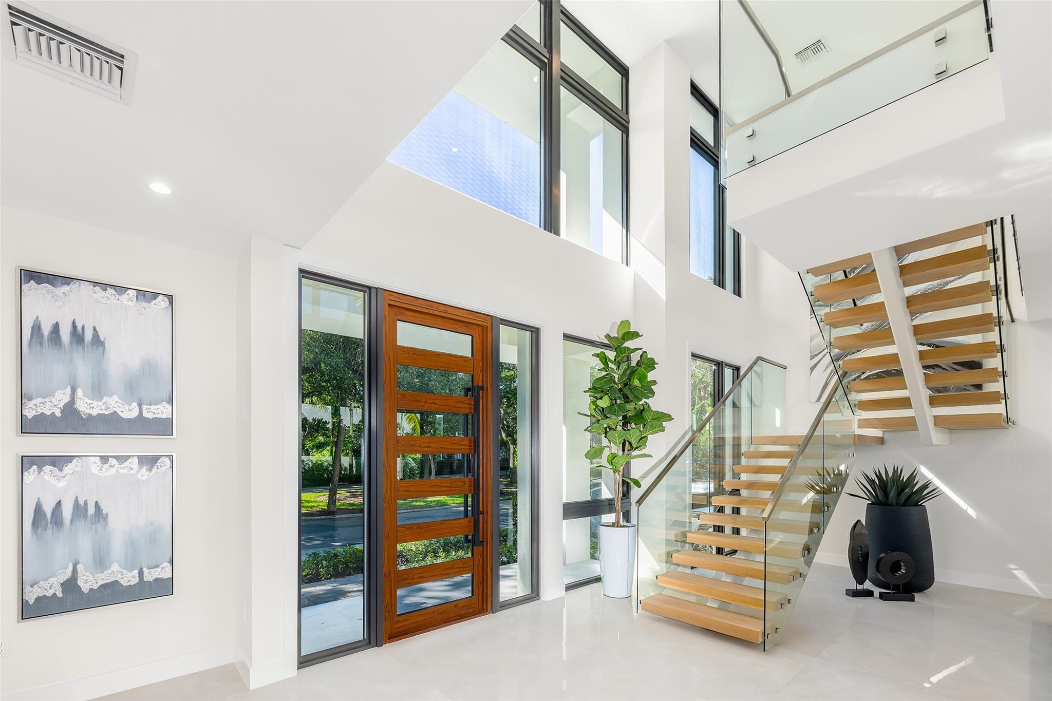 1544 Ponce De Leon Dr Fort Lauderdale, FL 33301