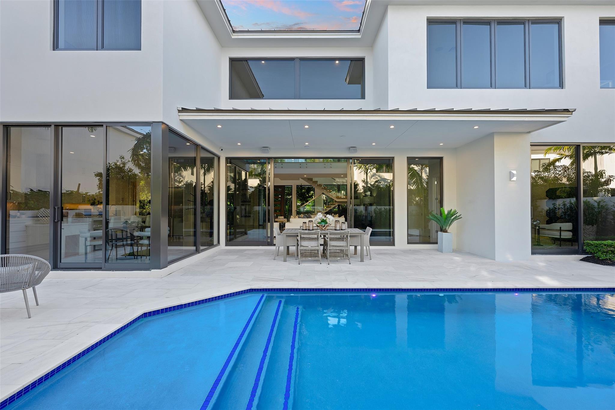 1544 Ponce De Leon Dr Fort Lauderdale, FL 33301