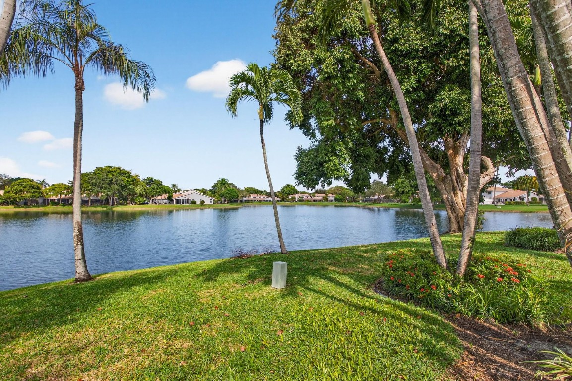 315 Deer Crk Lakeside Way #315 Deerfield Beach, FL 33442